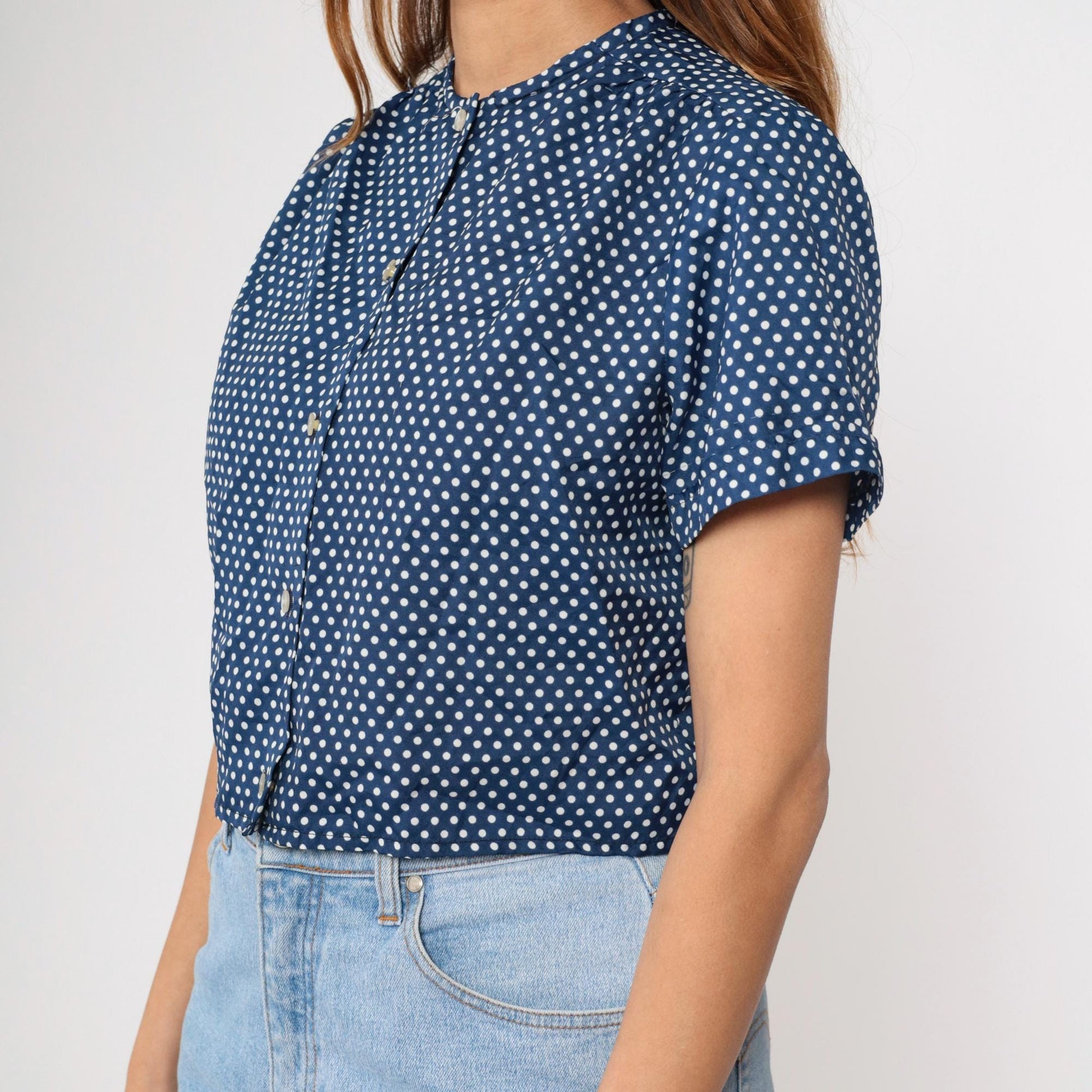 70s Blue Polka Dot Button Up Blouse Cropped Short Sleeve Pearl Buttons Medium