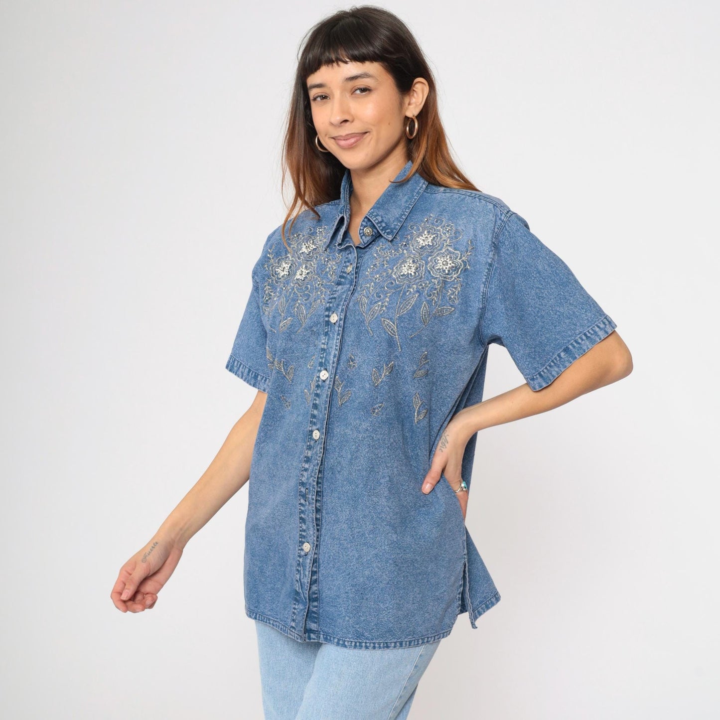 90s Club Z Denim Shirt Metallic Floral Embroidered Beaded Acid Wash Blue Medium M