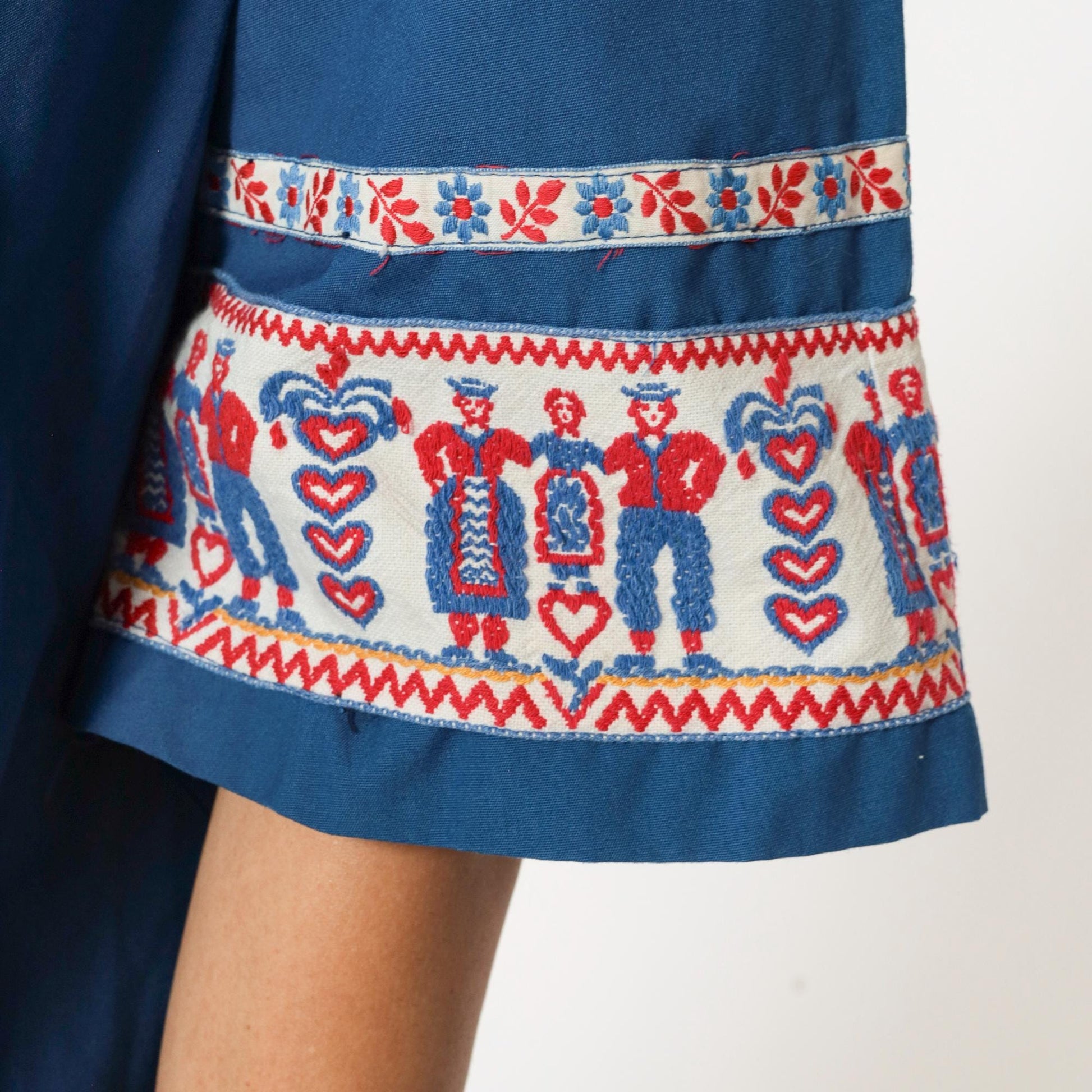 1970s Austrian Folk Embroidered Shift Dress Blue Midi Bell Sleeve Medium Large