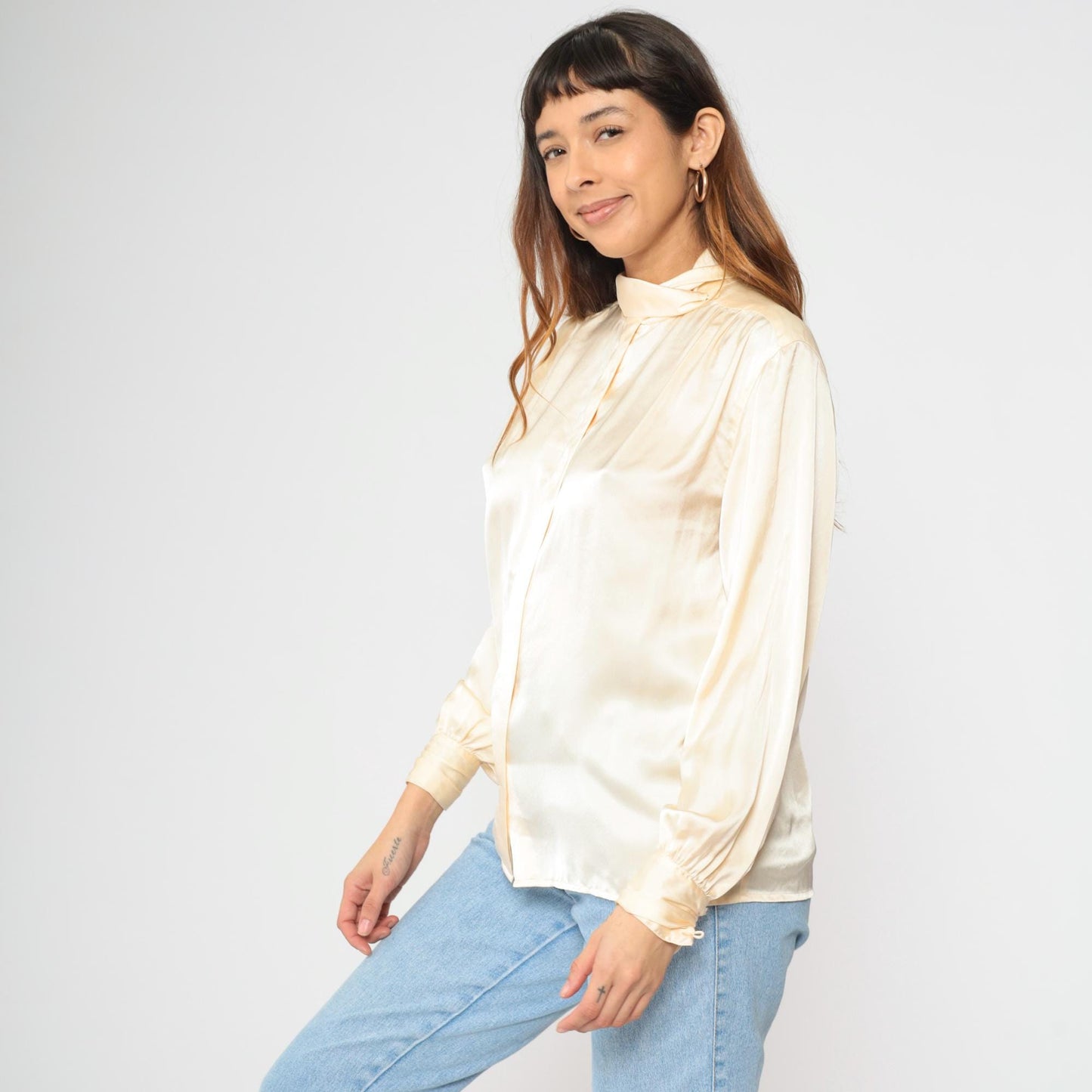80s Jones Wear Cream Satin Mock Neck Blouse Long Sleeve Small 6