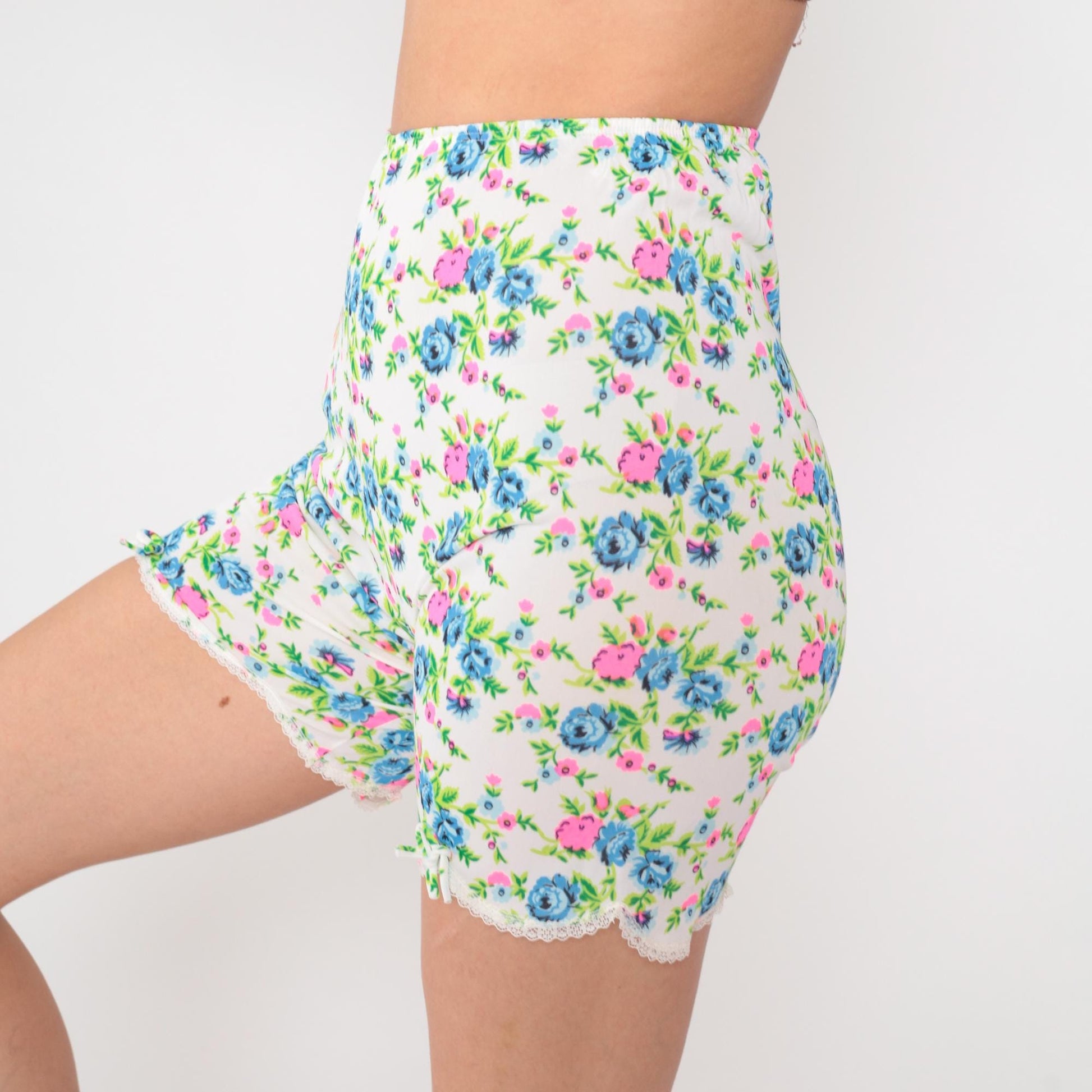 70s Deena Fine Lingerie Floral Bike Shorts White Nylon Lace Trim XS