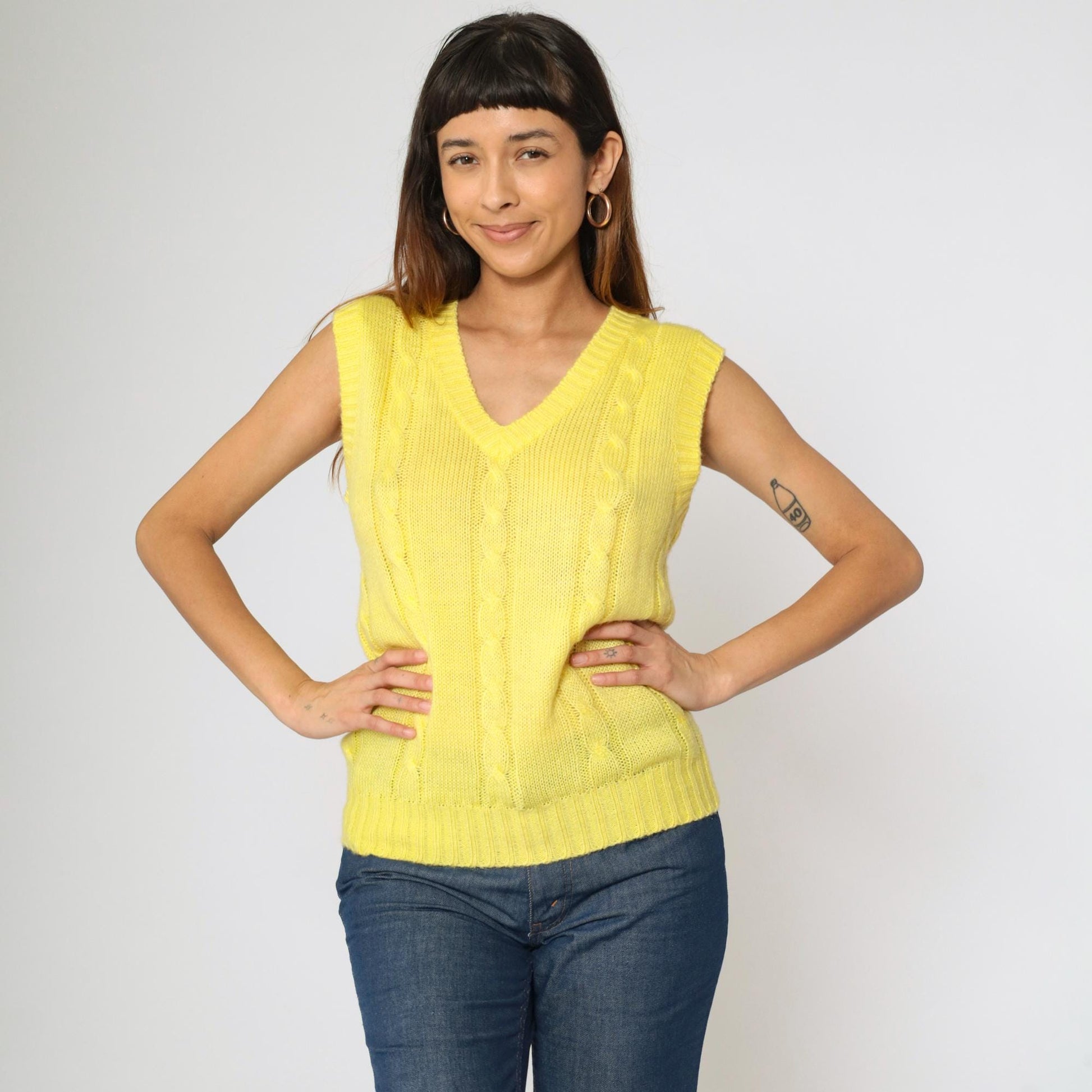 80s Yellow Cable Knit Sweater Vest V Neck Sleeveless Pullover Extra Small