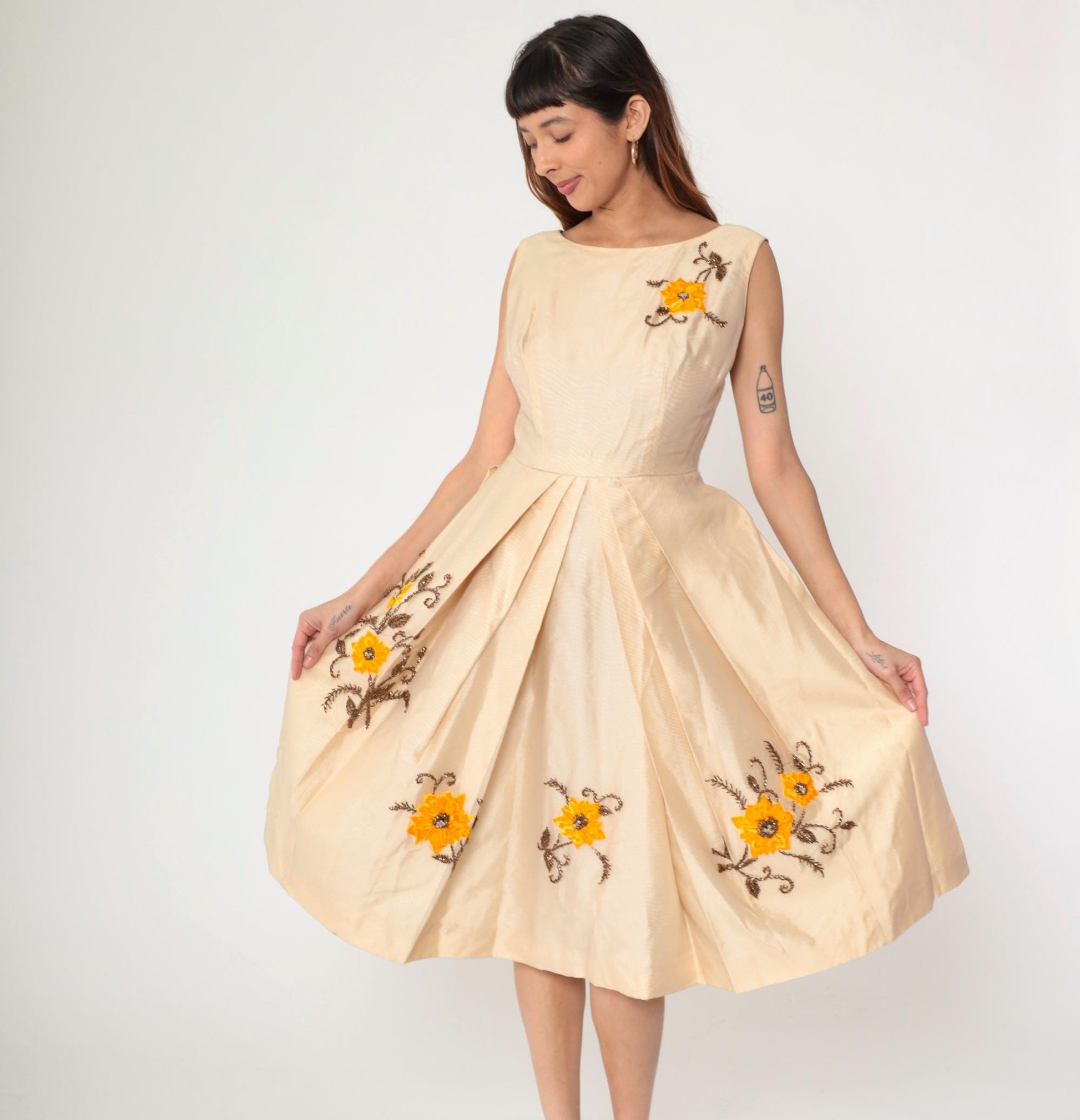 60s Cream Floral Beaded Midi Dress Velvet Appliqué High Waist Pleated Small