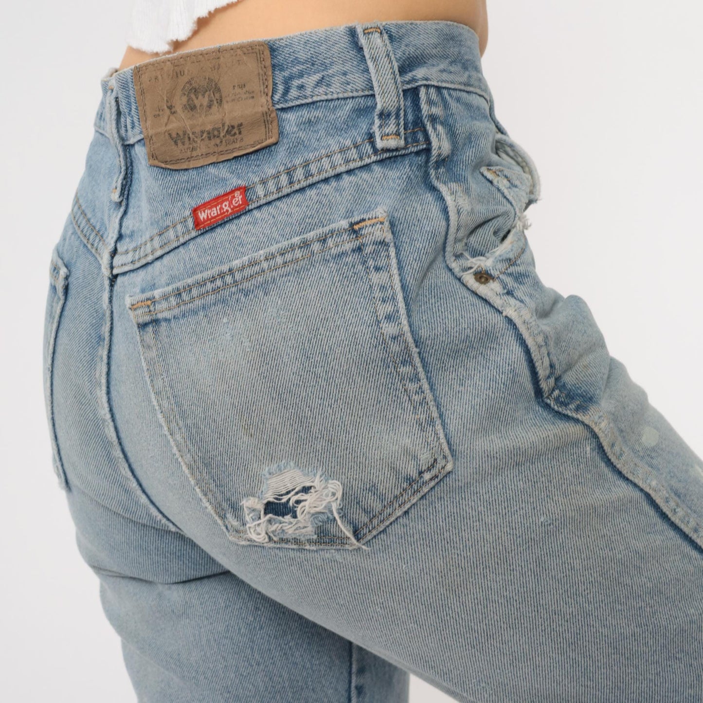 00s Wrangler Straight Leg High Rise Jeans Faded Blue Ripped 29x32