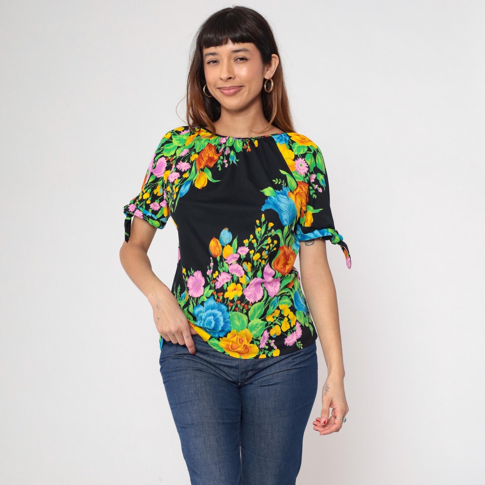70s Black Floral Blouse Tie Sleeve Keyhole Neckline Short Sleeve Small