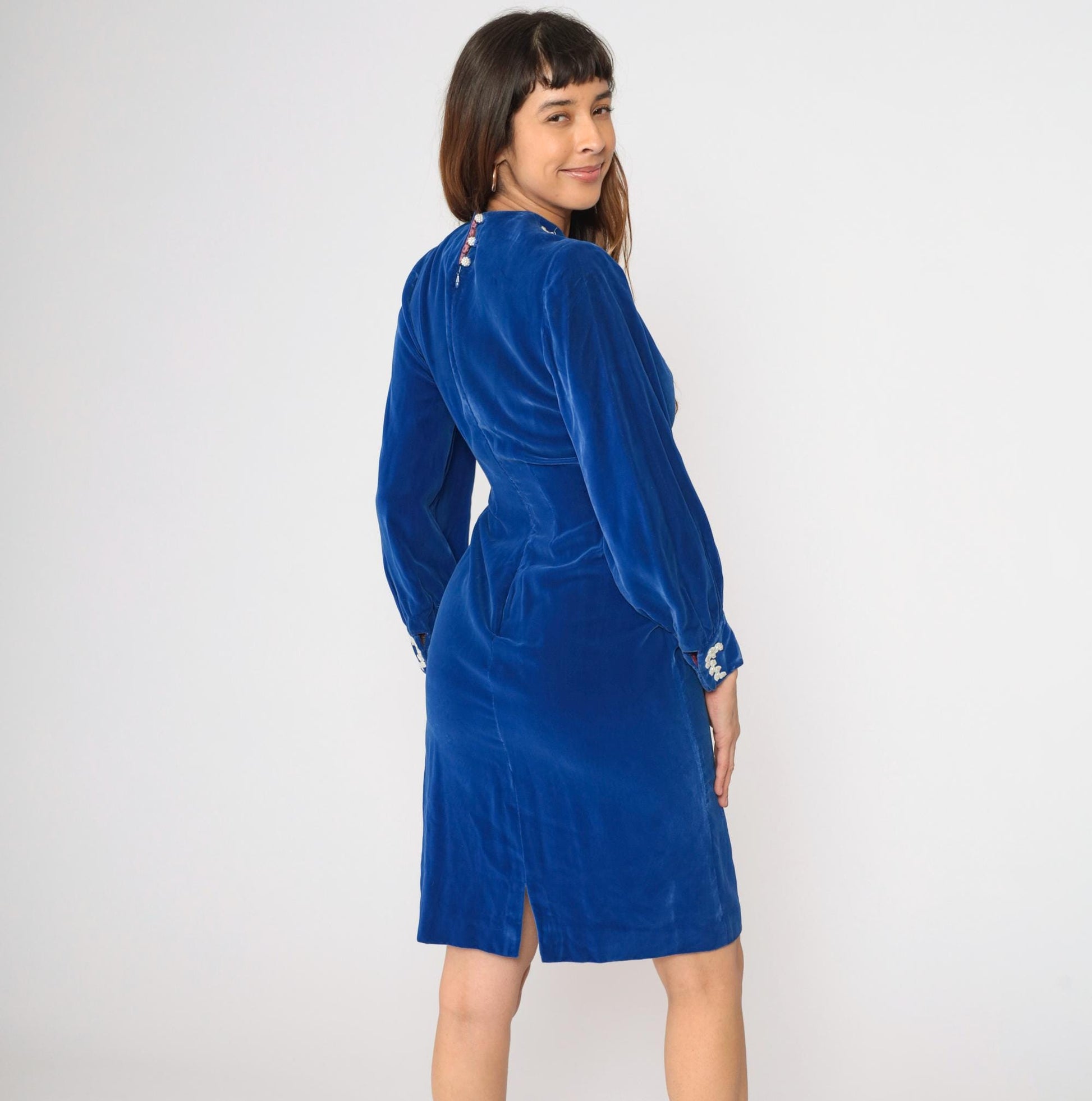 60s Blue Velvet Beaded Cocktail Dress Long Sleeve Sheath Pencil Knee Length Small