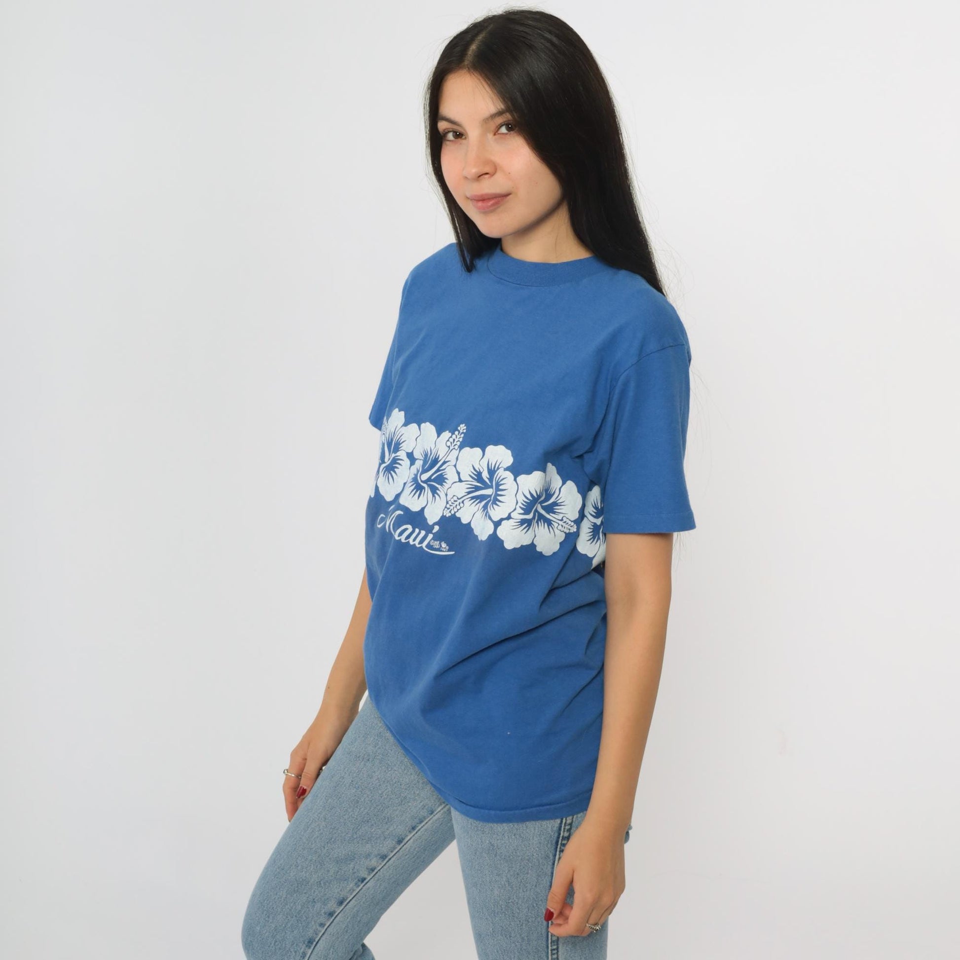 90s Maui Hawaii Hibiscus Graphic T-Shirt Blue Hanes Beefy-T Small