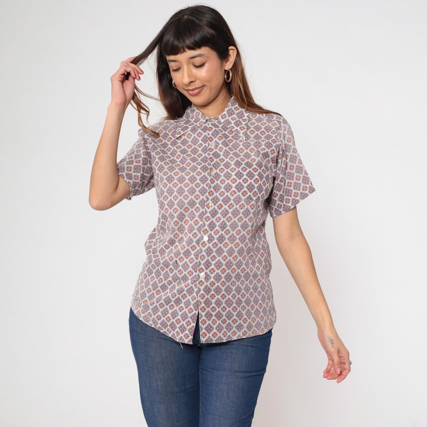70s Geometric Mandala Button Up Shirt Pointed Collar Short Sleeve White Red Small