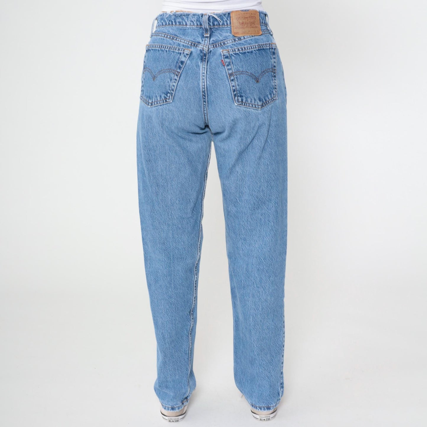 90s Levi's 560 High Waist Mom Jeans Blue Denim Tapered Leg Size 11