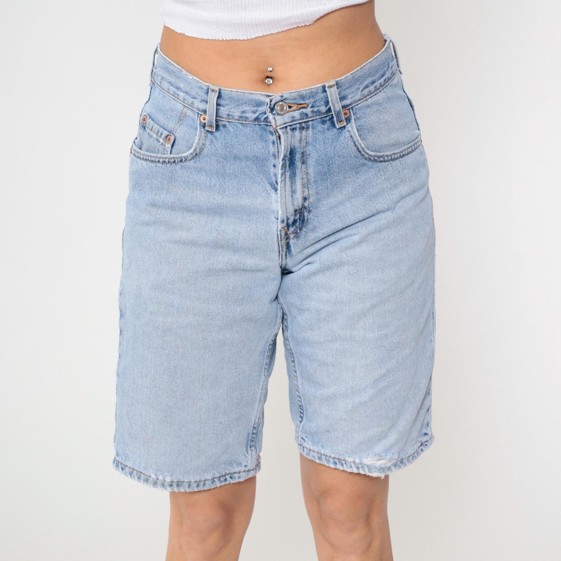 Y2K Levi's 569 High-Waisted Denim Shorts Blue Jean Small 28