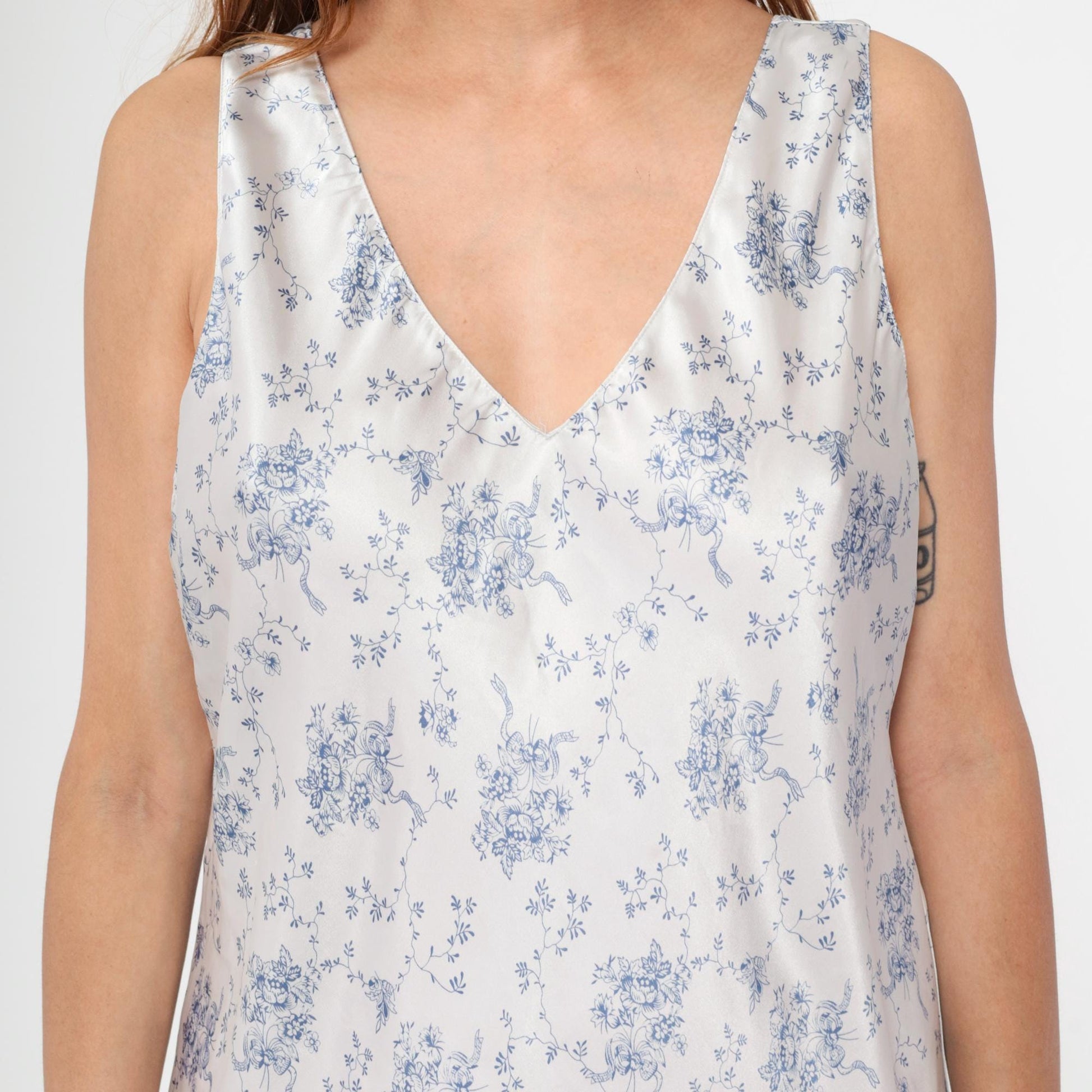 90s White Satin Slip Dress Blue Floral Bouquet Print Mini V-Neck Large L