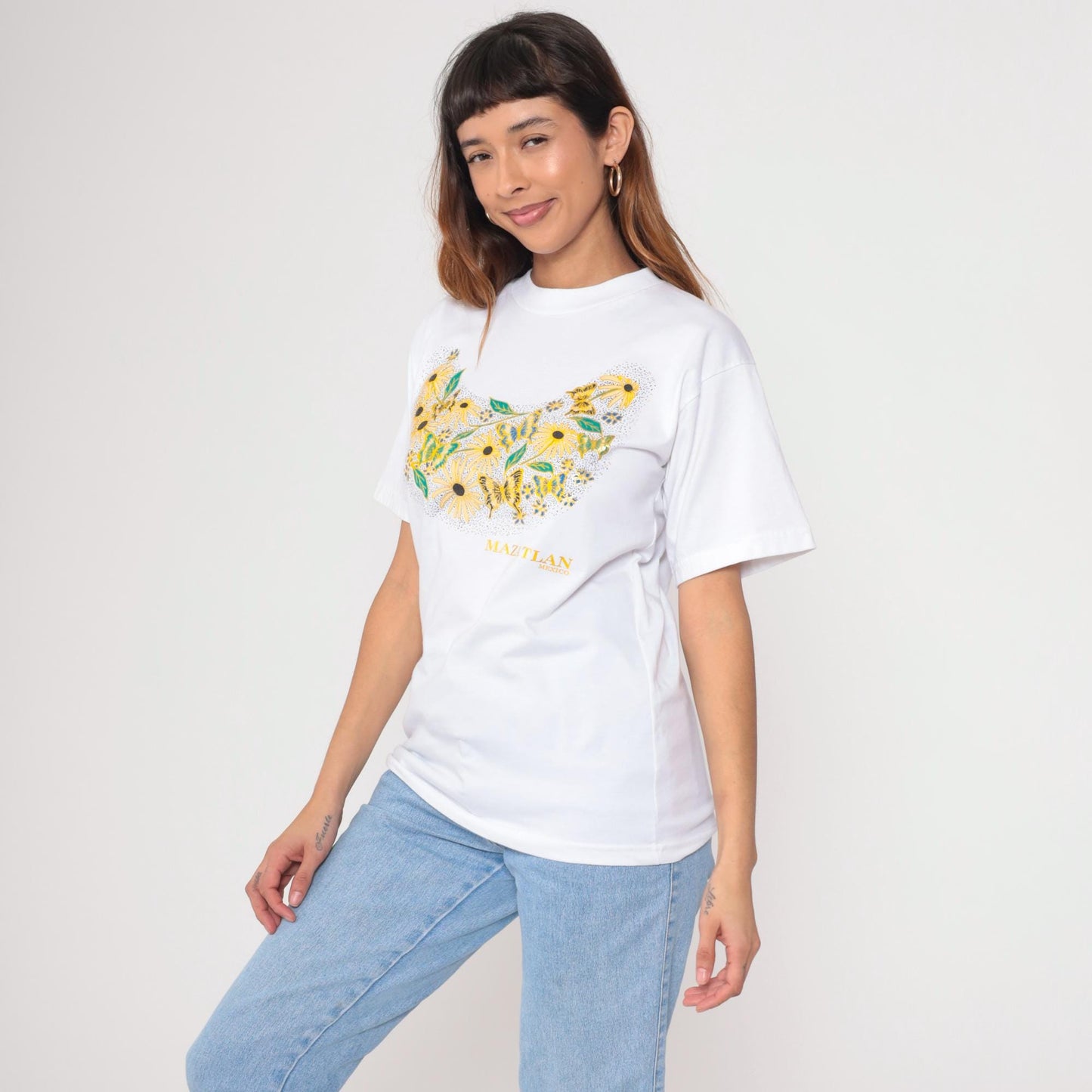 90s Mazatlan Mexico Graphic T-Shirt Metallic Floral Butterfly White Small