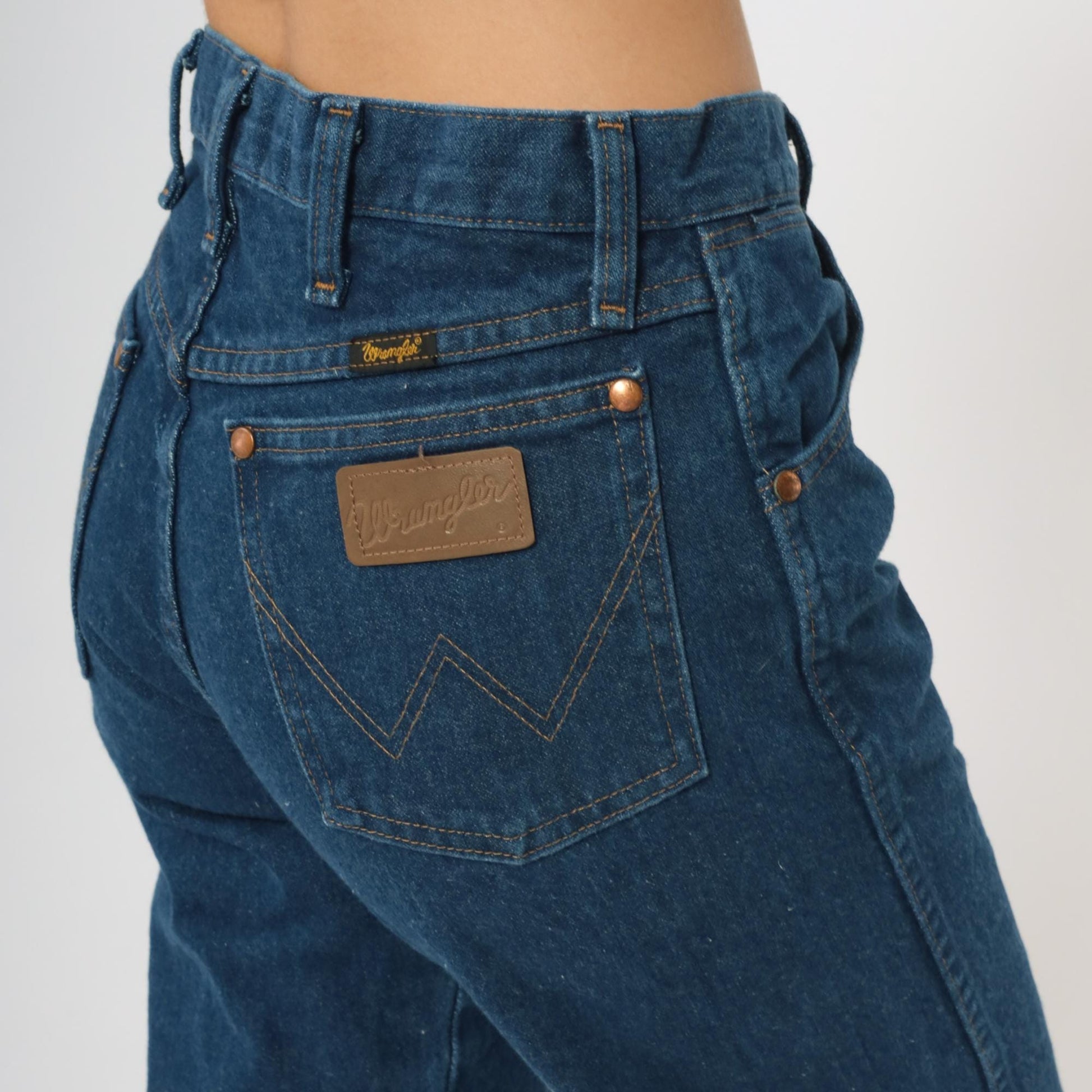 90s Wrangler Jeans 28x32 High Rise Straight Leg Blue Denim Small