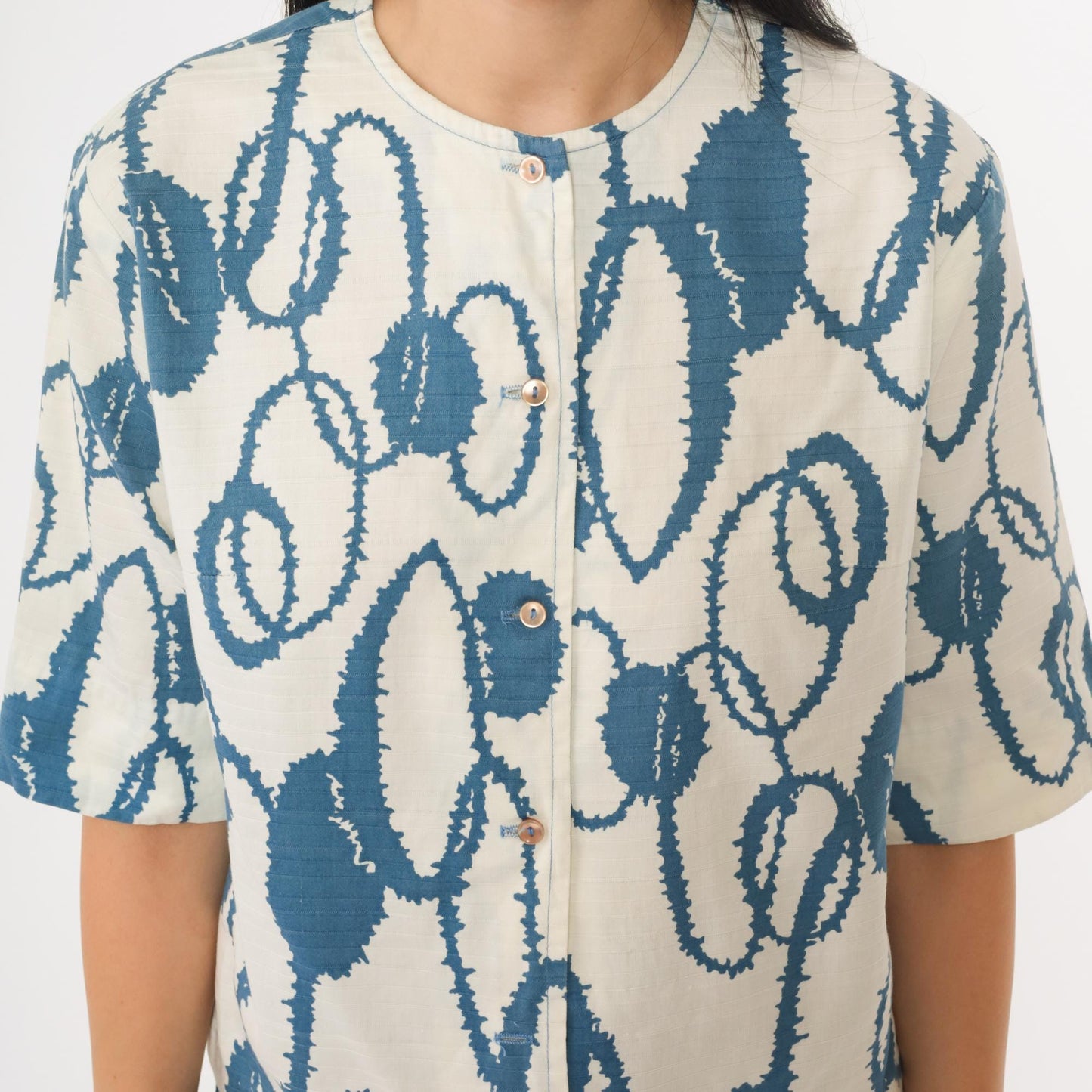60s Campus Casuals Abstract Print Button Up Blouse Blue White Medium