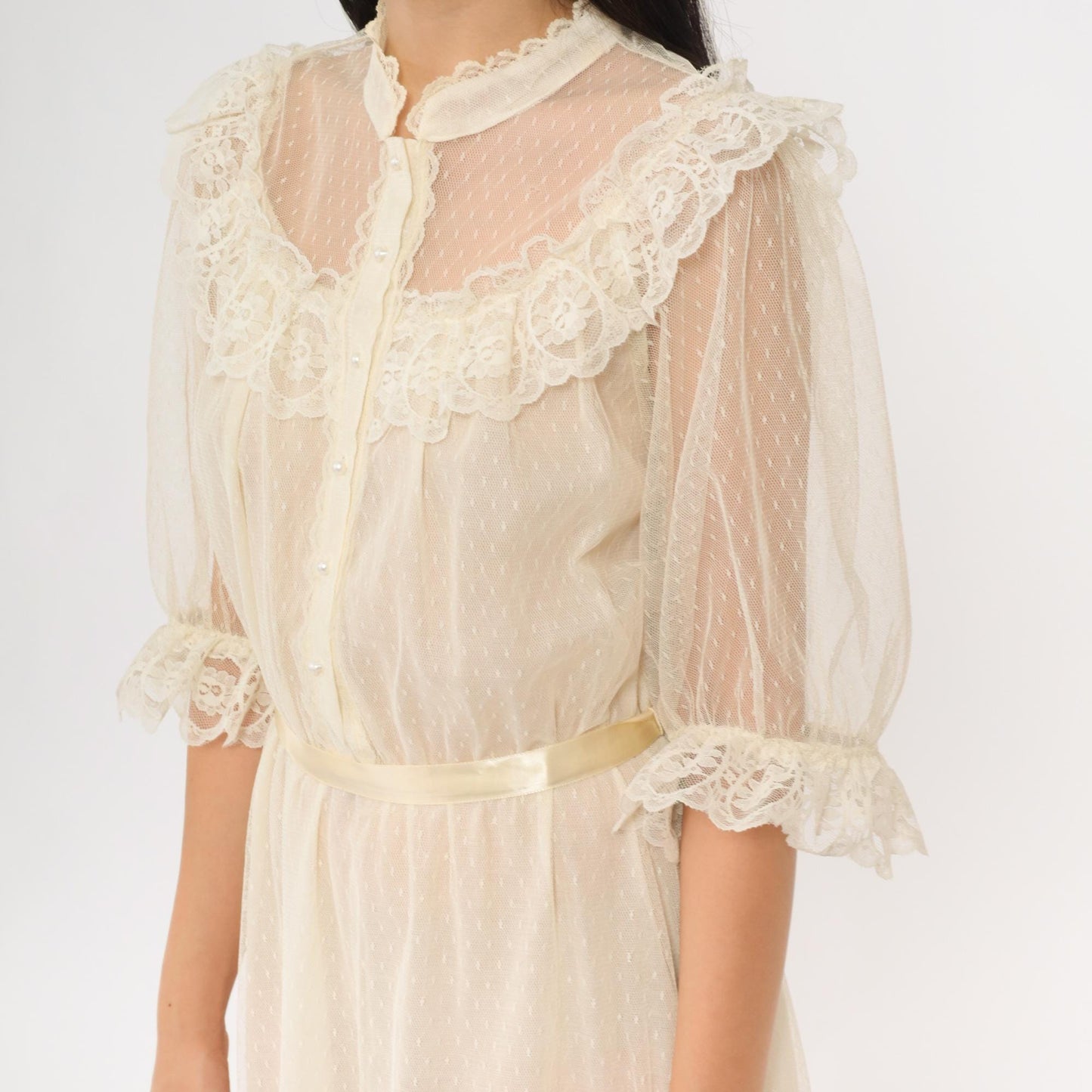 70s Cream Lace Midi Dress Pearl Button Puff Sleeve High Neck Small