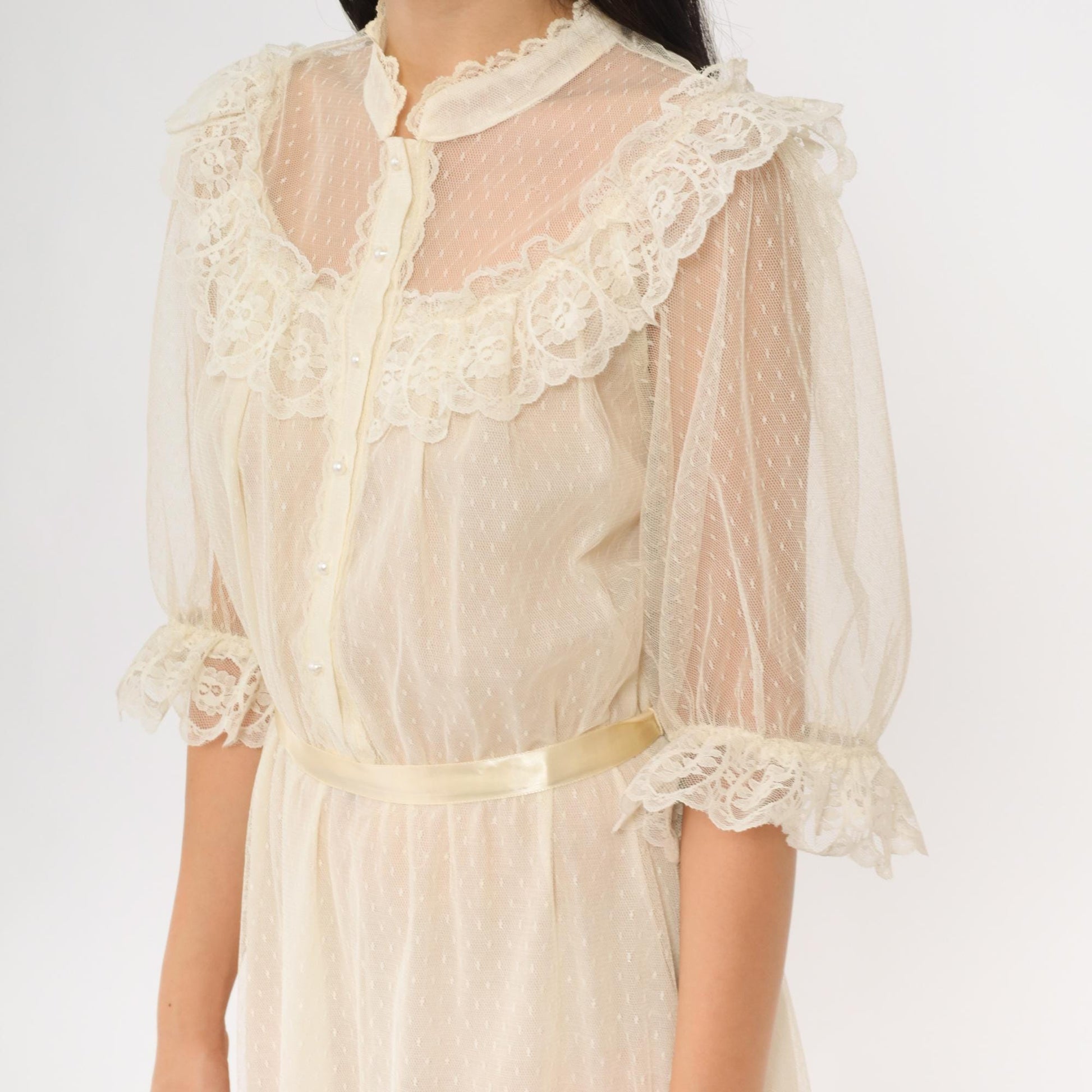 70s Cream Lace Midi Dress Pearl Button Puff Sleeve High Neck Small