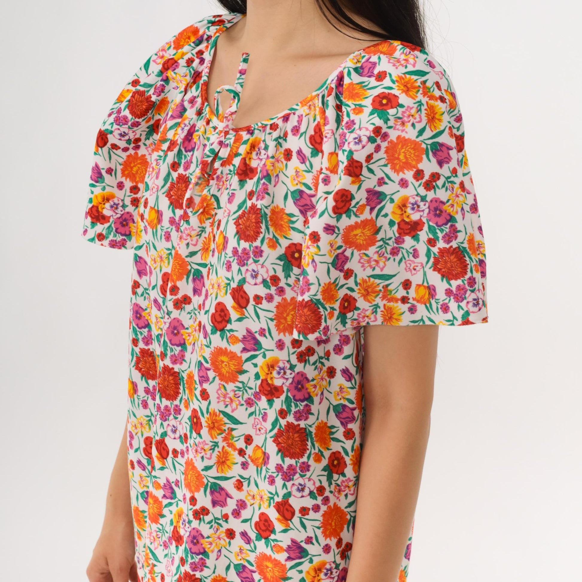 70s Floral Caftan Maxi Dress White Multicolor Print Flutter Sleeve Medium M