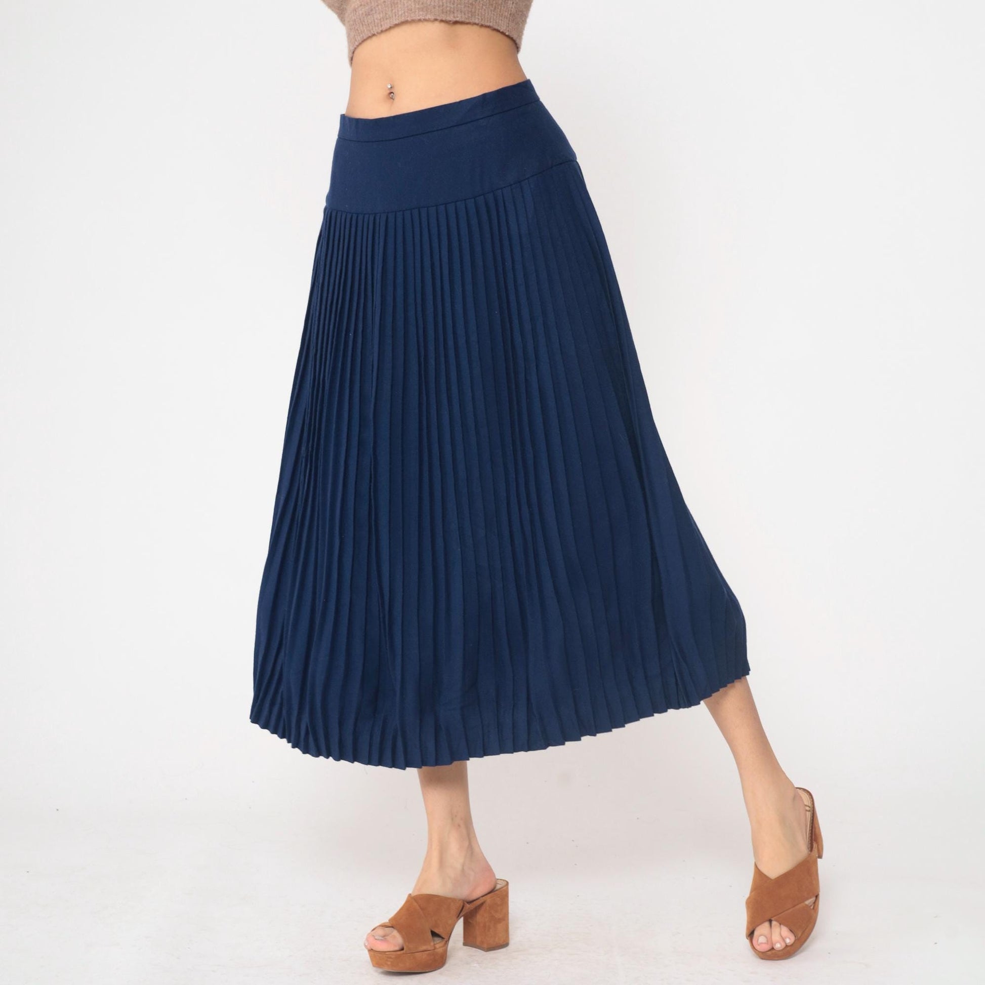 80s Saks Fifth Avenue Navy Wool Pleated Midi Skirt High Waisted Medium
