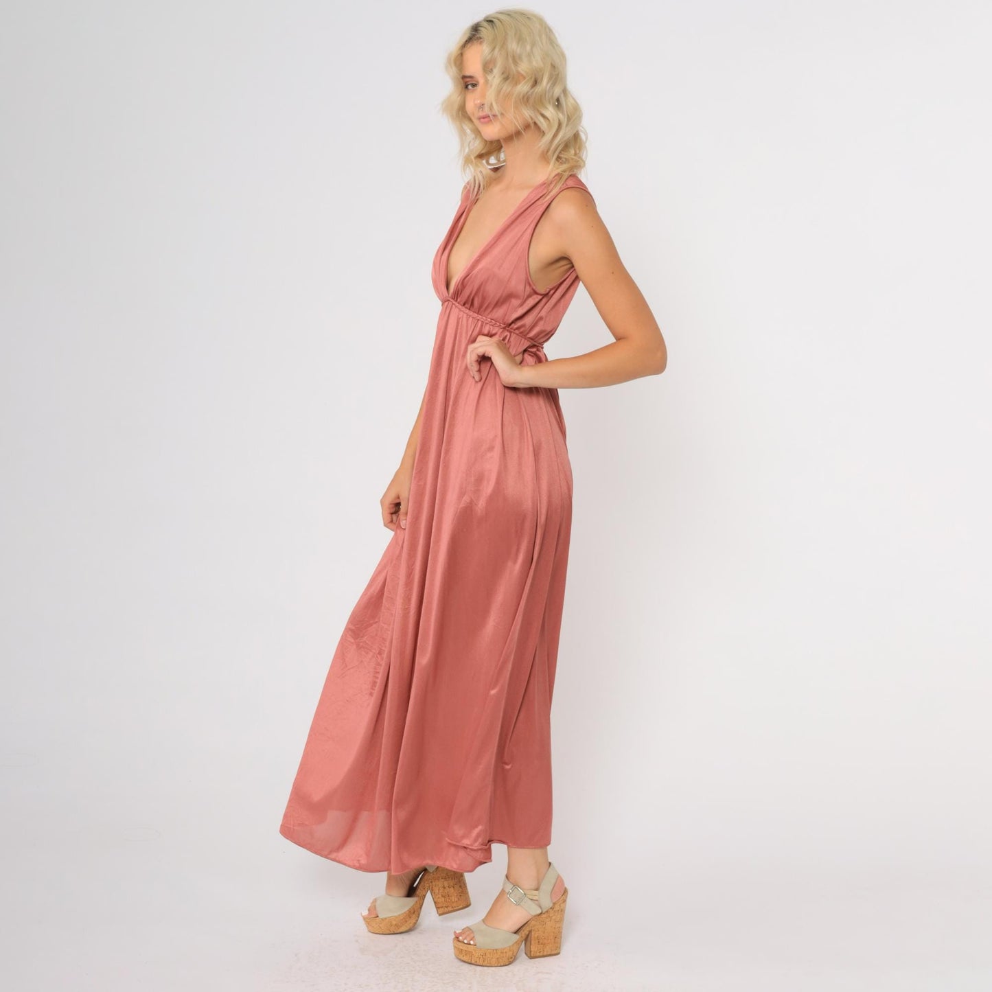 70s Val Mode Dusty Rose Nylon Maxi Nightgown Empire Waist V-Neck Medium M