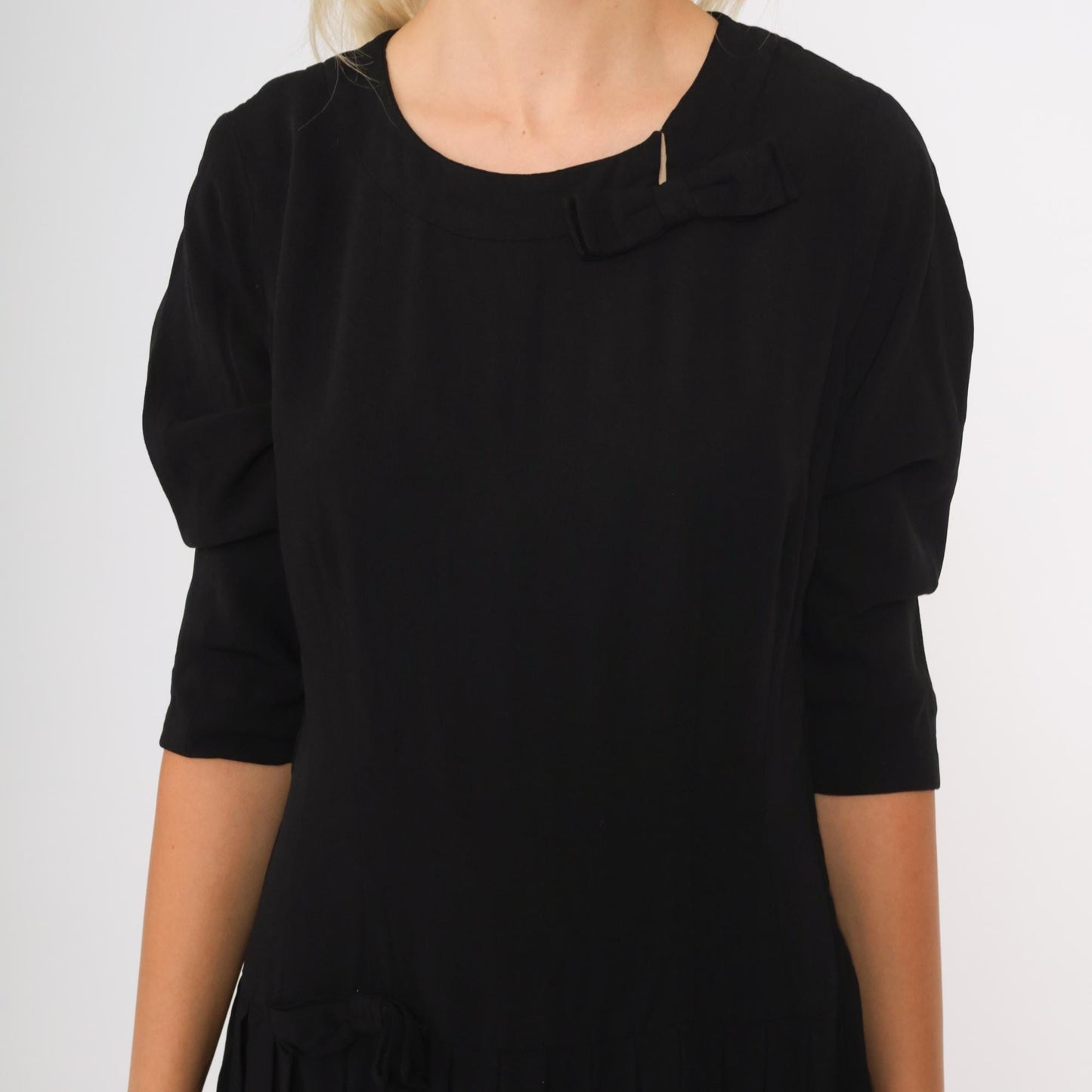 50s Black Pleated Midi Dress Drop Waist Bow Detail Round Neck Medium M