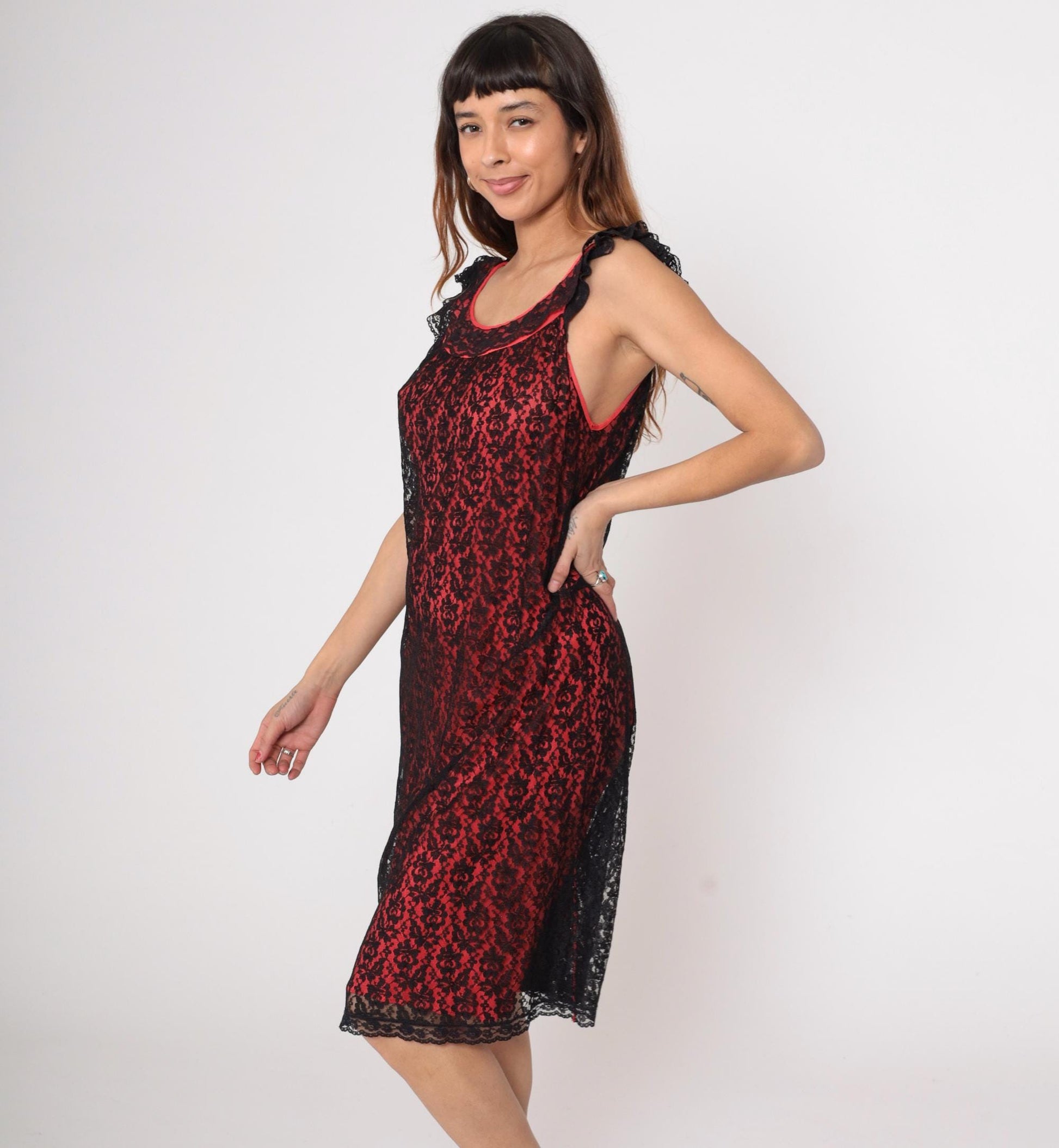80s Red Black Lace Slip Dress Midi Sleeveless Scoop Neckline Medium M