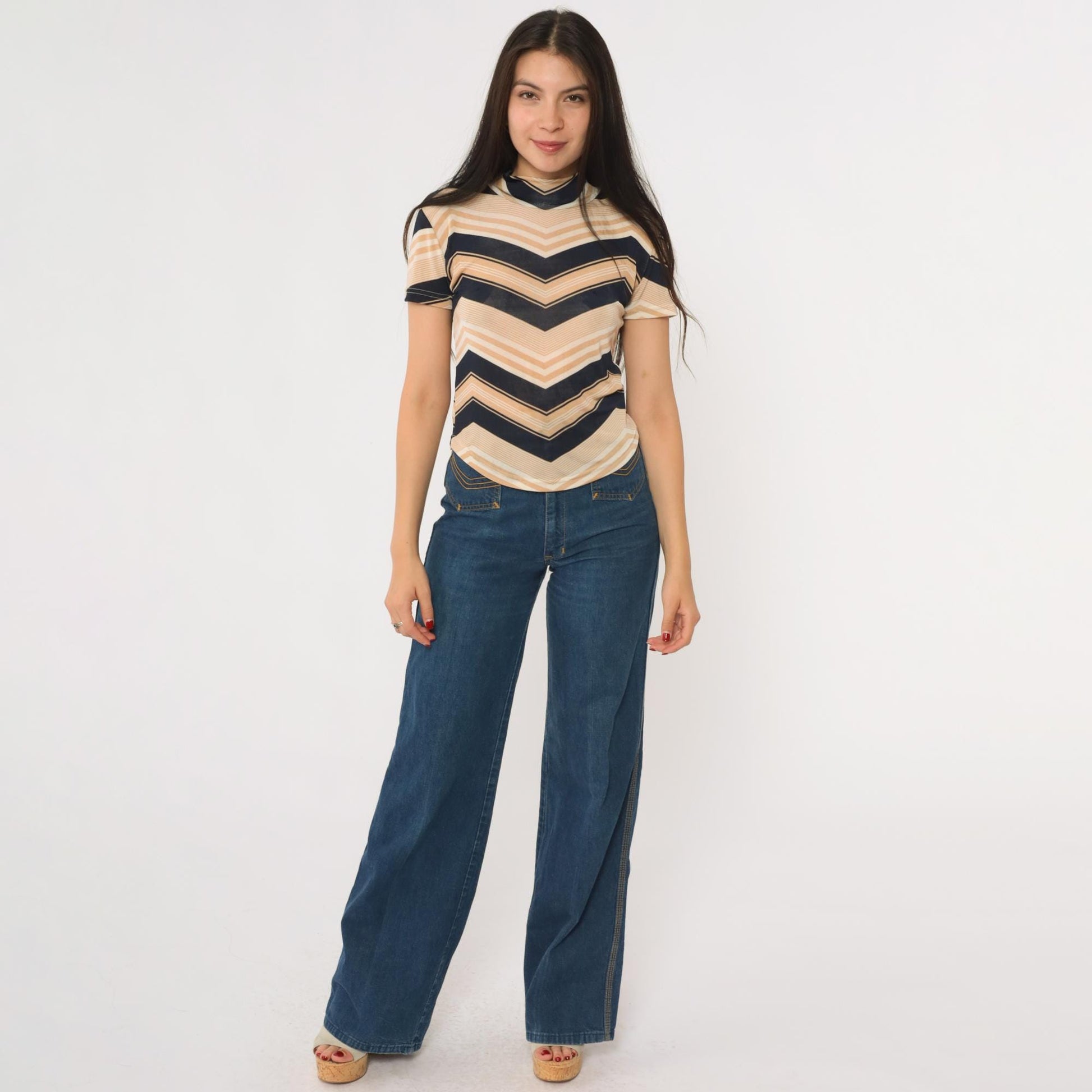 90s Chevron Striped Mock Neck Tee Tan Navy Small S