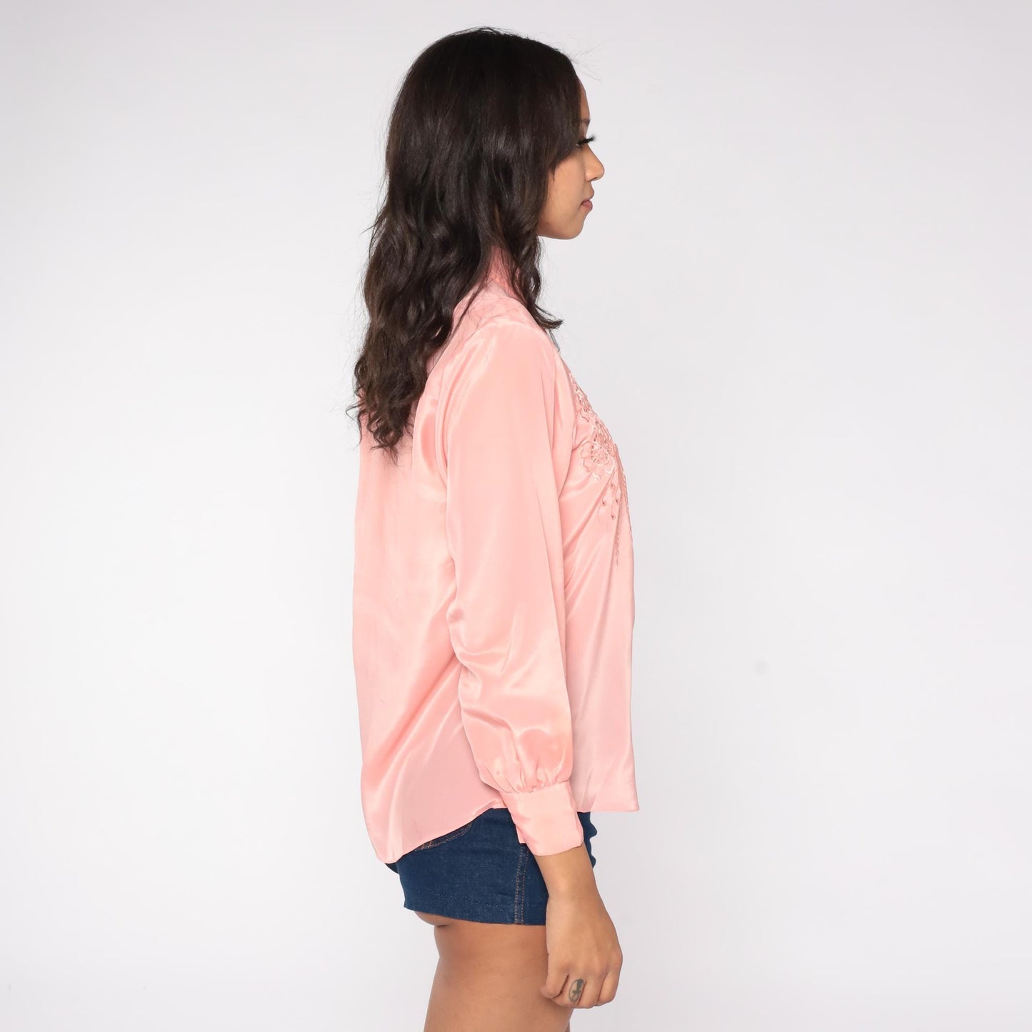 80s Pink Embroidered Cutwork Floral Blouse Button Down Collar Medium