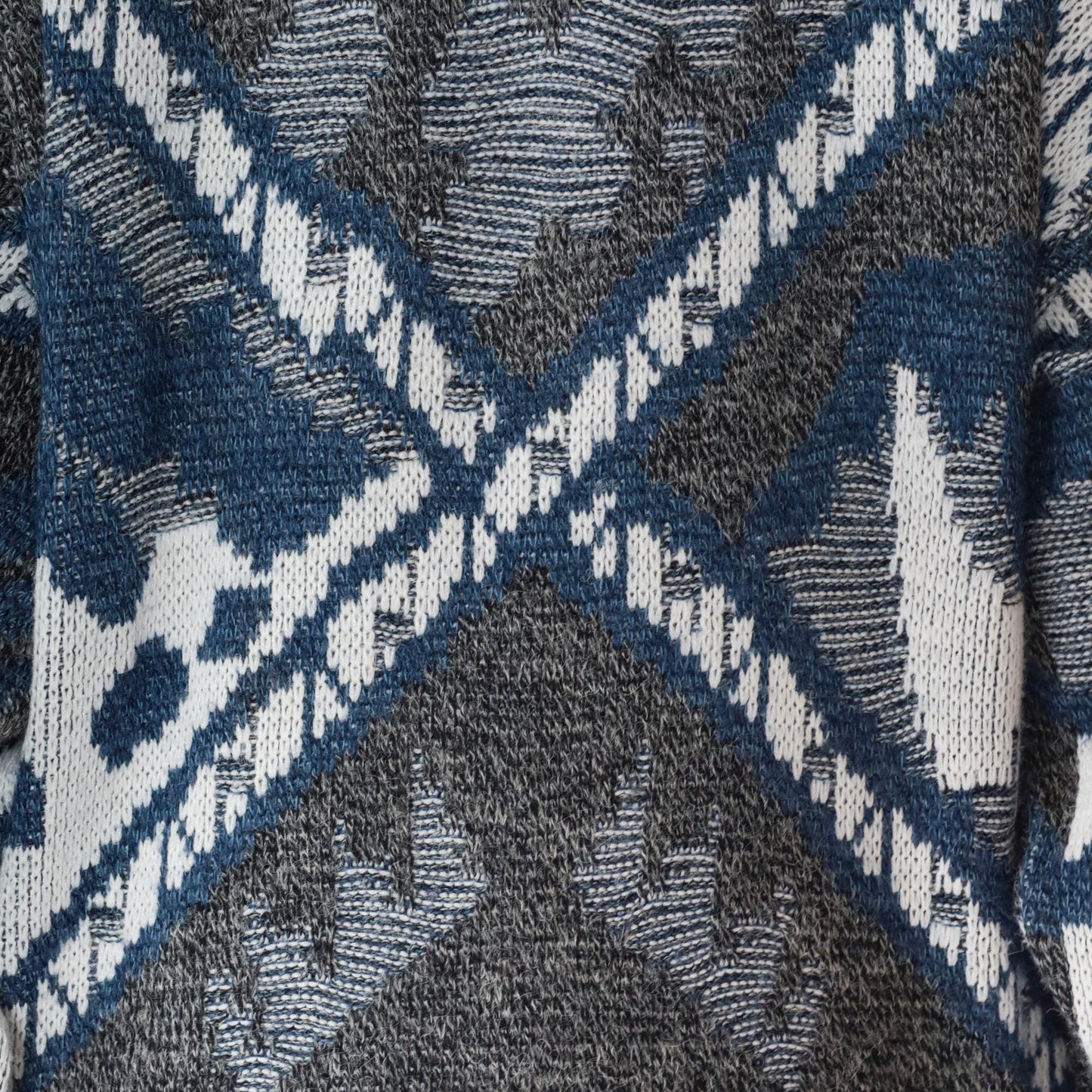 80s Geometric Sweater Crewneck Knit Grey Blue Southwestern Diamond Pattern Large L