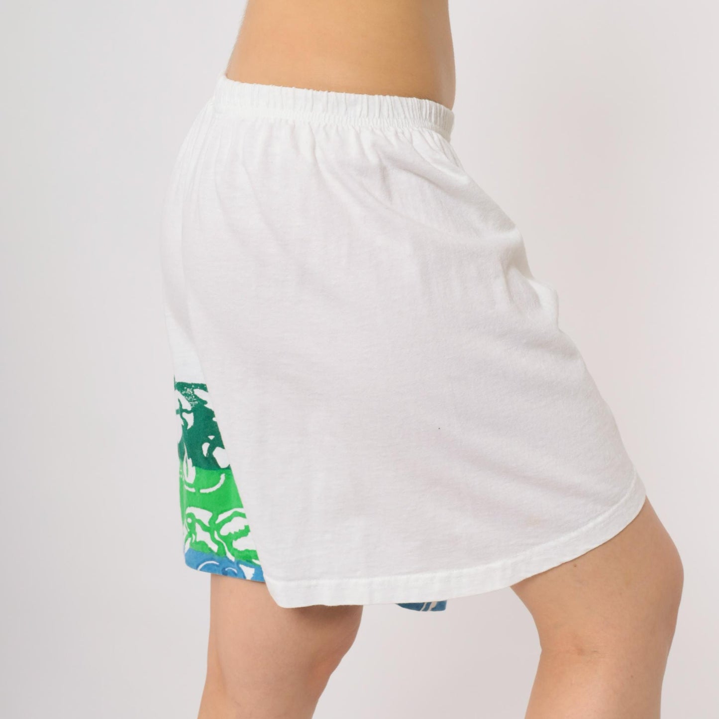 80s White Athletic Shorts Green Leaf Print Running Gym Medium