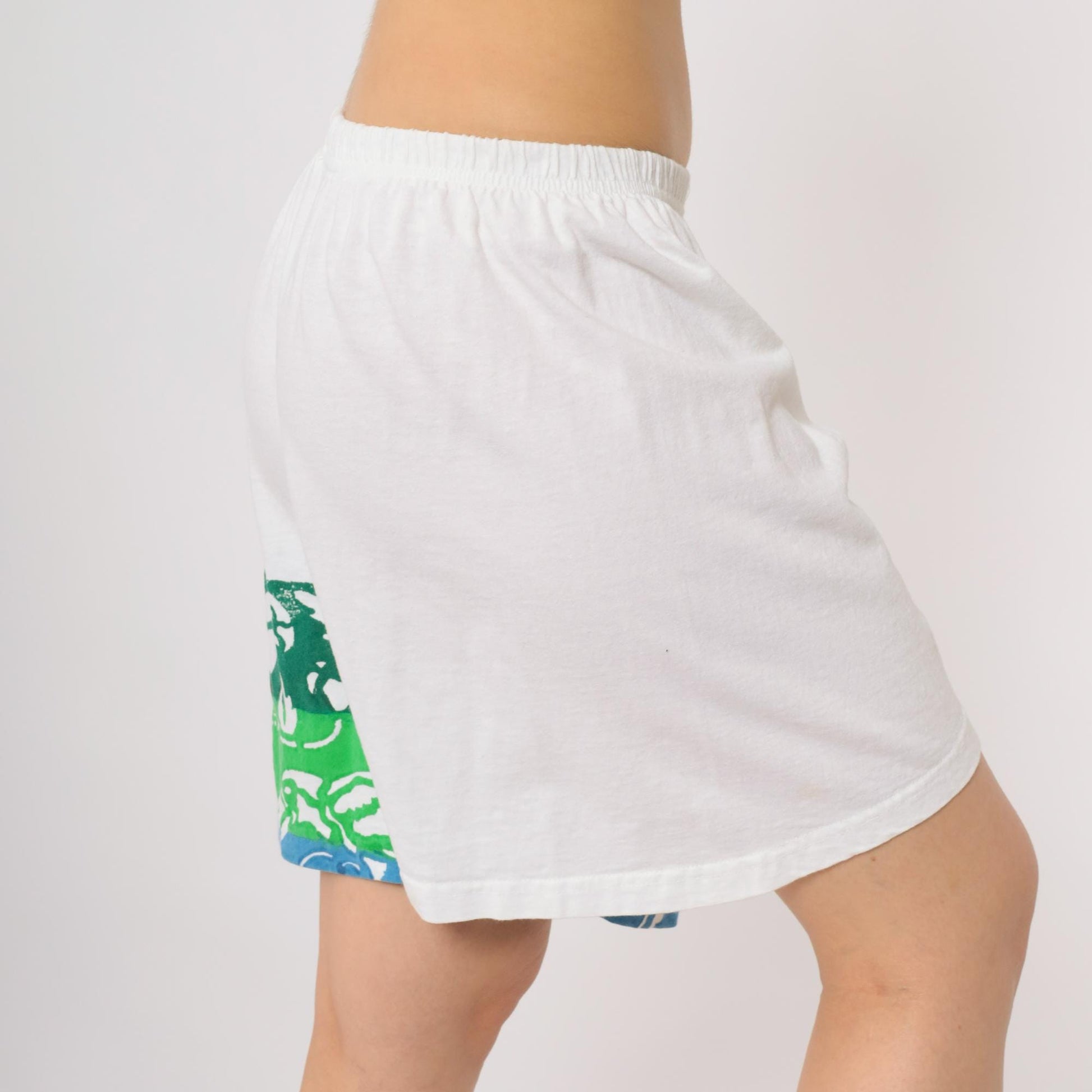 80s White Athletic Shorts Green Leaf Print Running Gym Medium