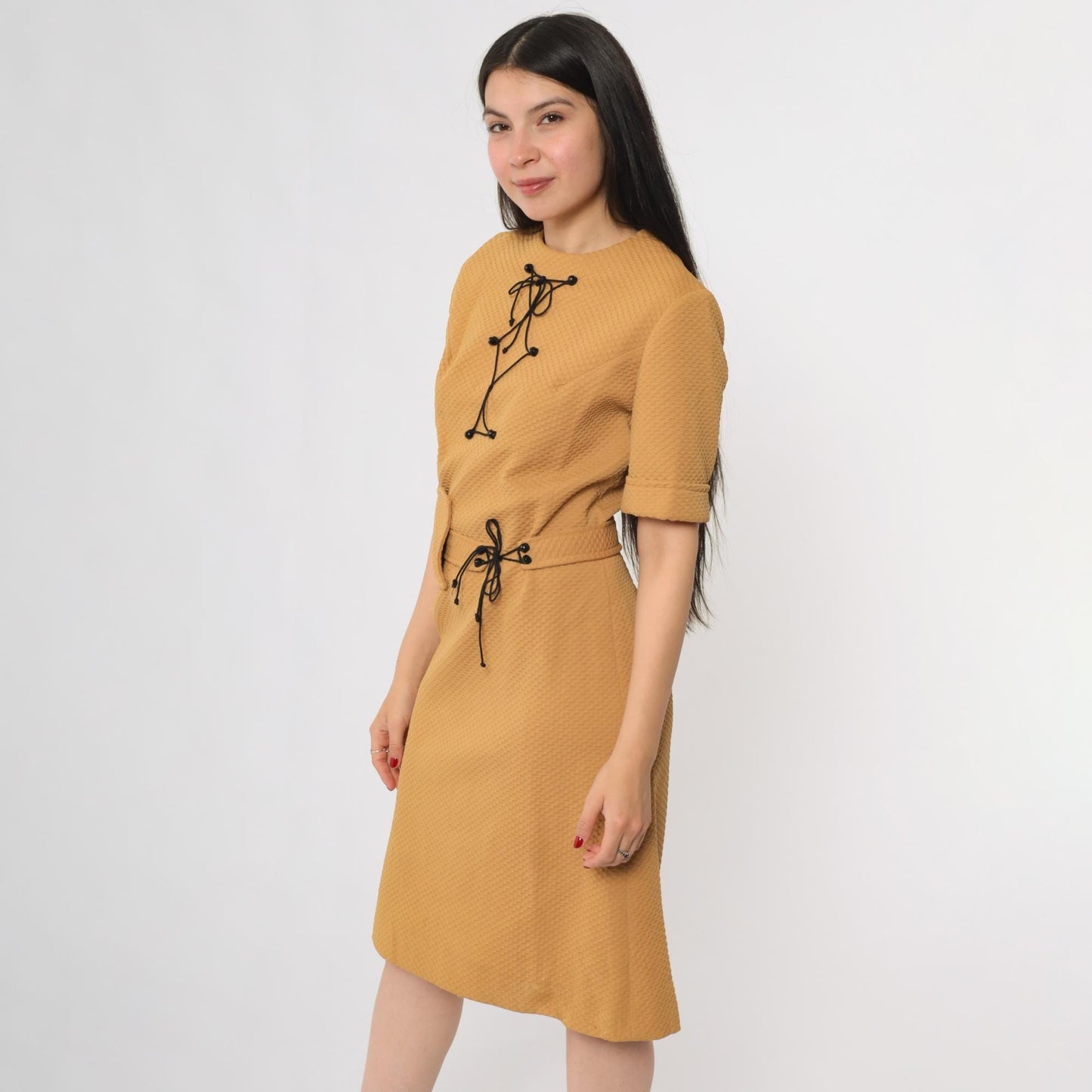70s Mod Shift Dress Camel Brown Knee Length Lace-Up Detail Medium M