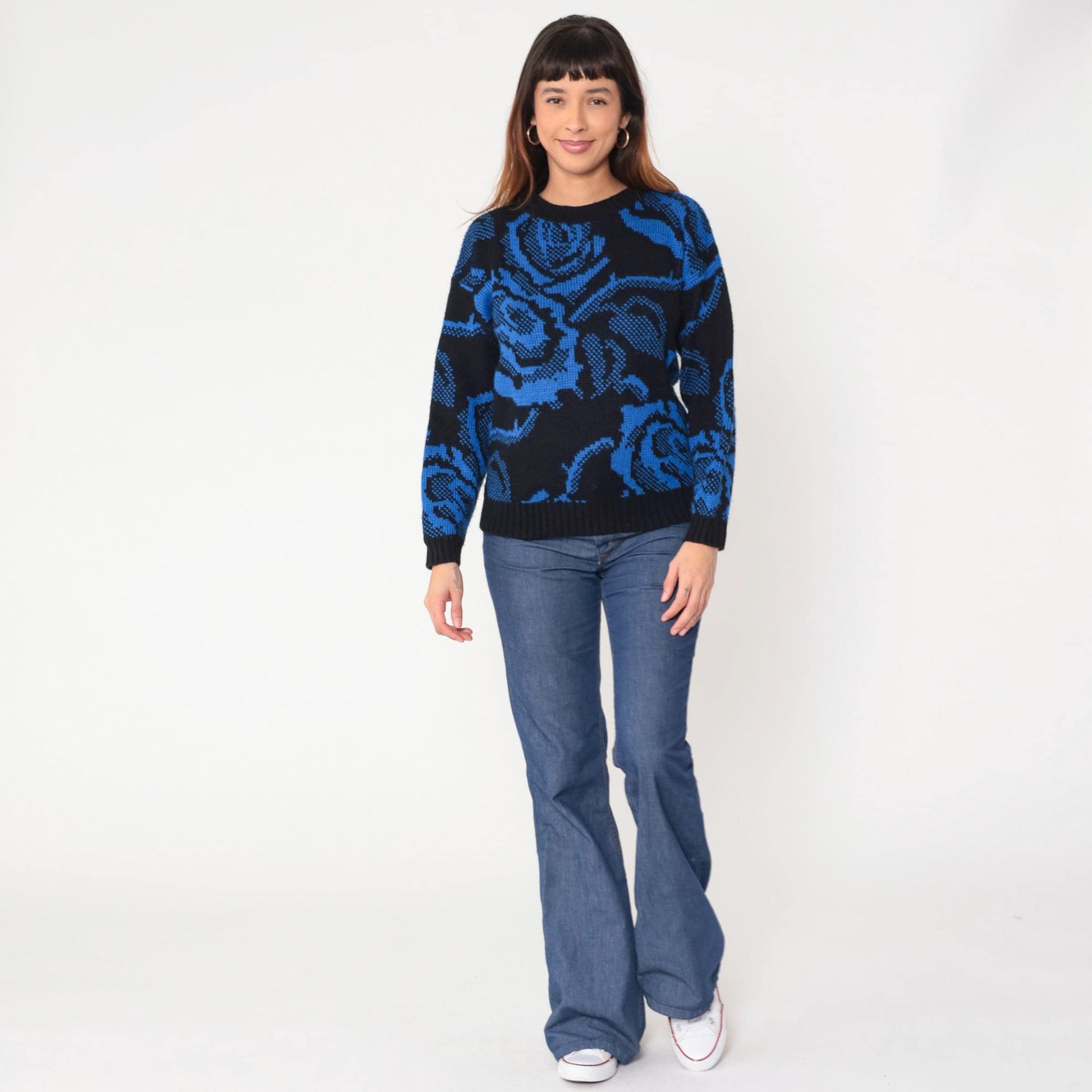 80s Basic Outlook Floral Knit Sweater Blue Black Rose Pattern Crew Neck Medium M