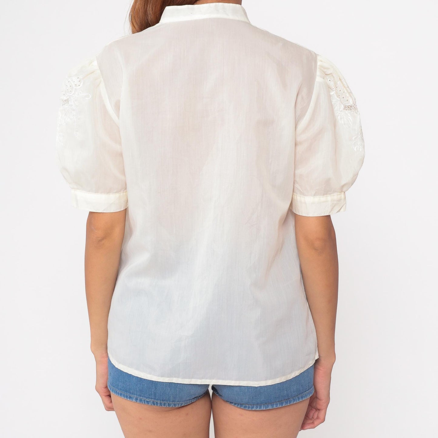 70s Floral Embroidered Cutwork Blouse Cream Puff Sleeve Button Up Medium M