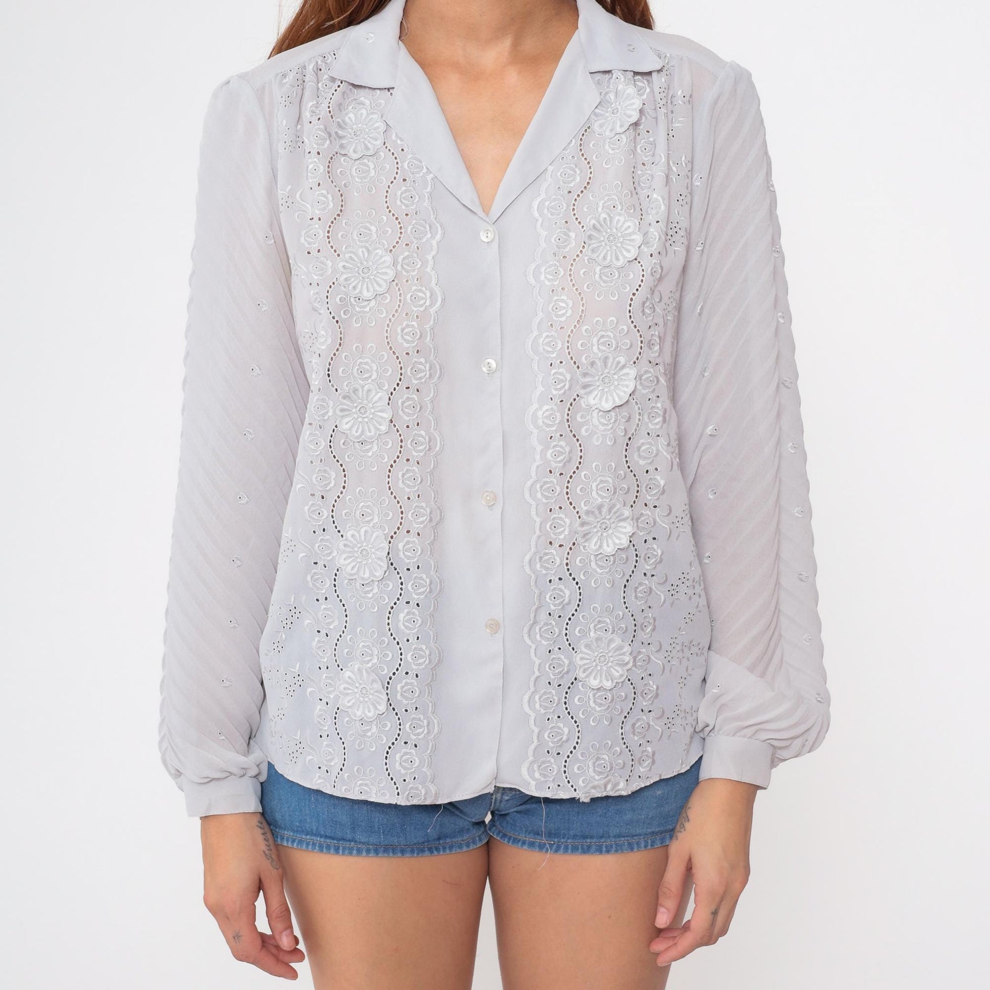70s Diamonds of California Eyelet Blouse Grey Floral Cutout Long Sleeve Medium