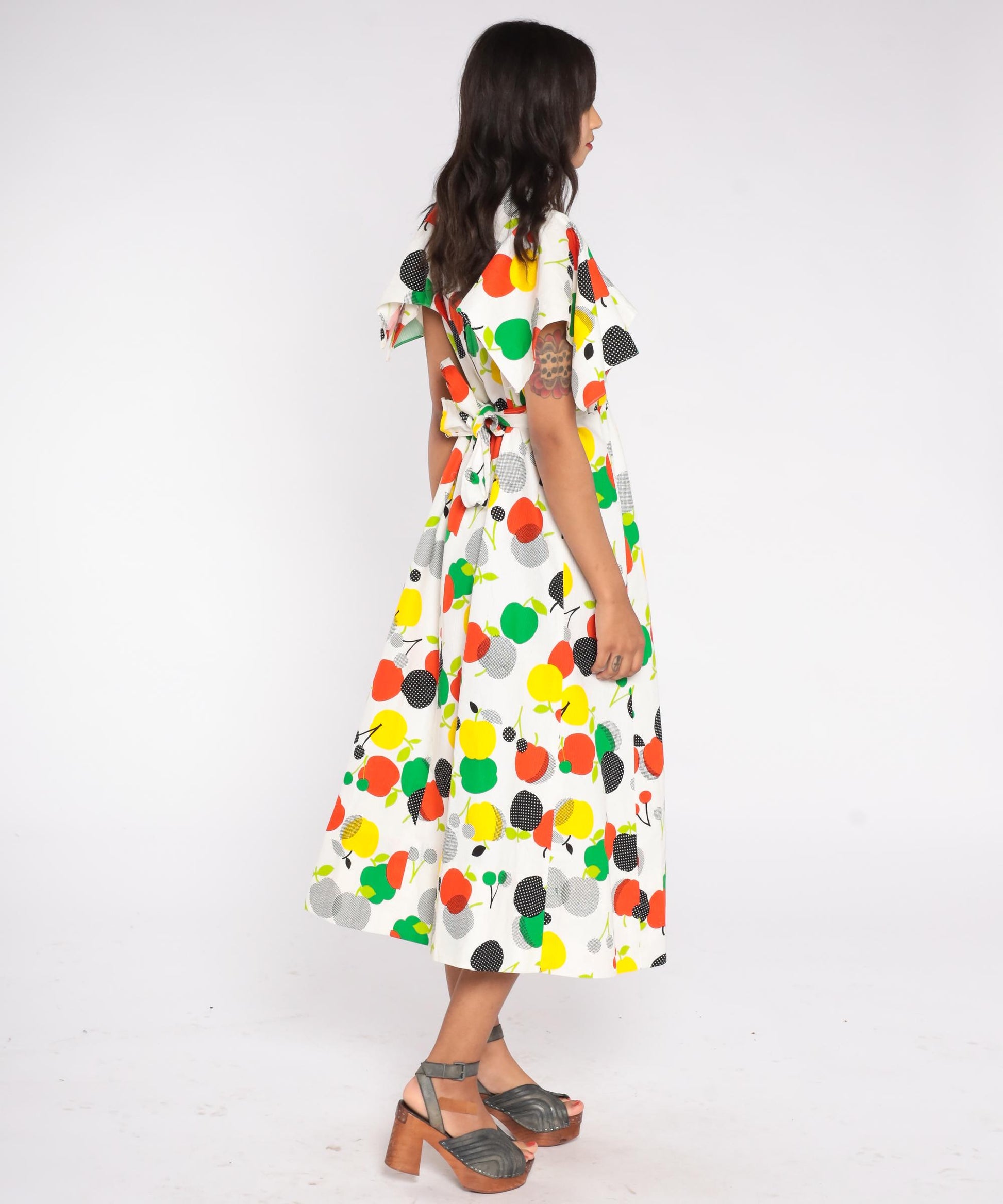 70s Apple Fruit Print Cotton Sundress Flutter Sleeve V-Neck White Medium