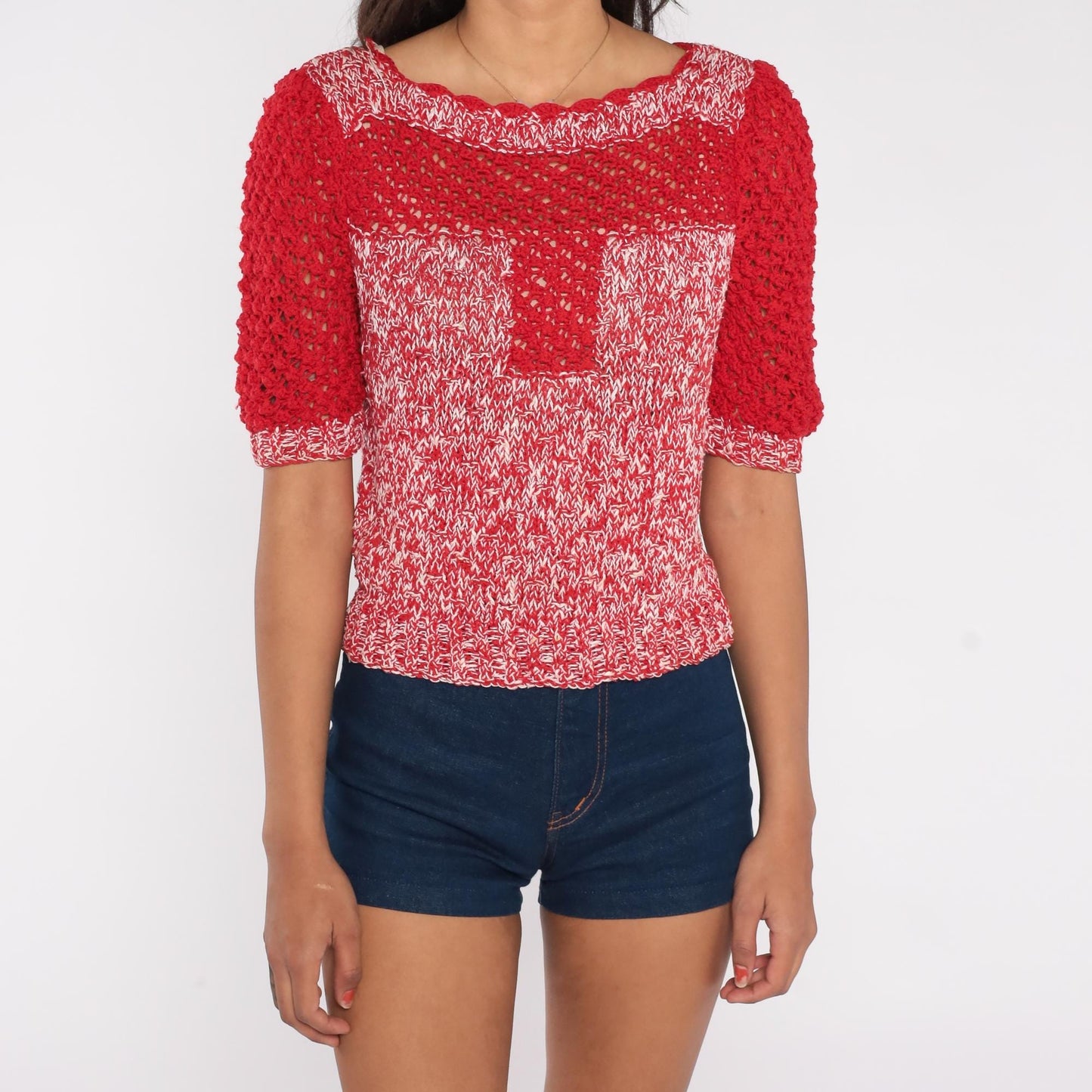 70s Red White Crochet Knit Sweater Short Sleeve Scalloped Trim Cropped Top Medium