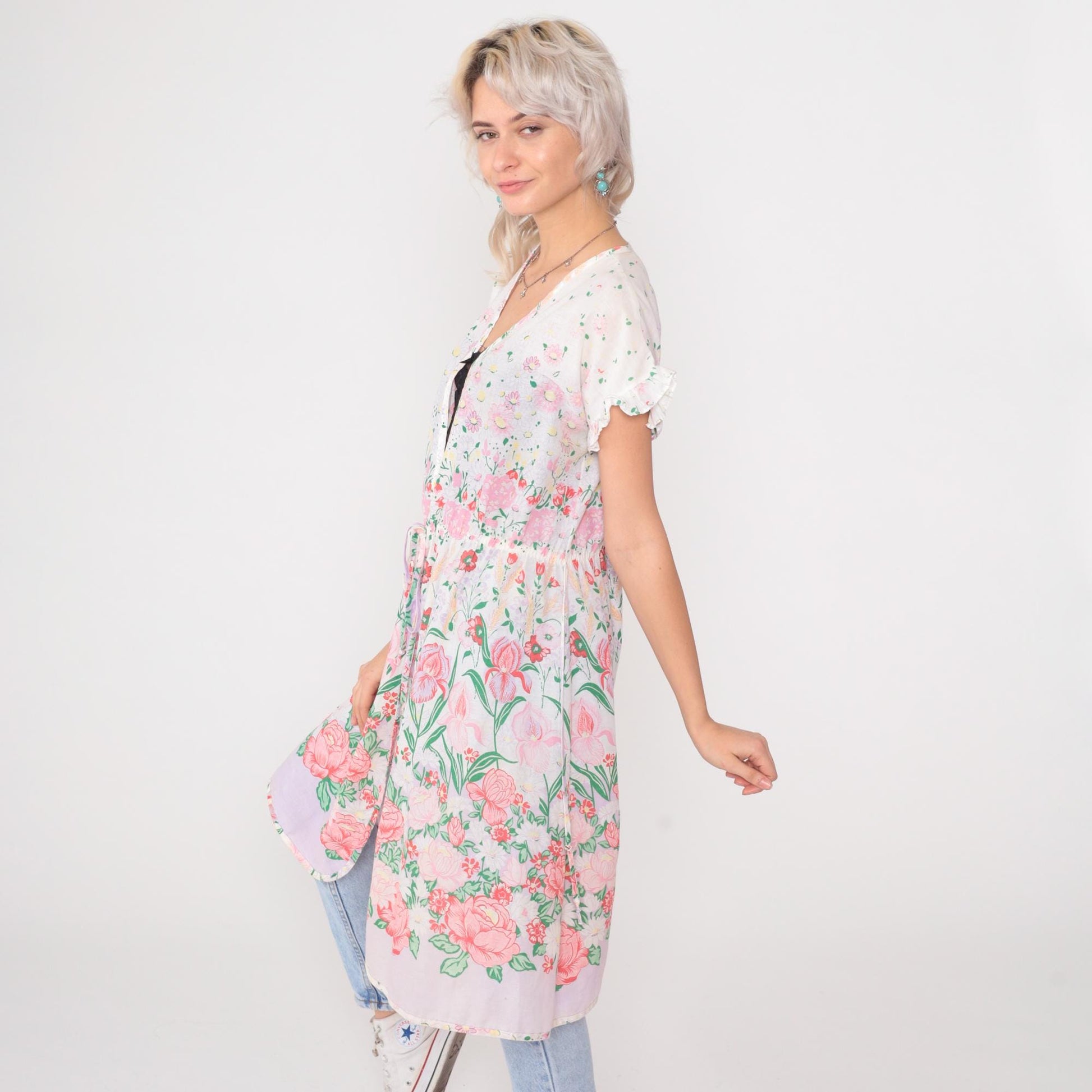 70s Pink Rose Floral Duster Jacket White Cotton Empire Waist Maxi Robe Small