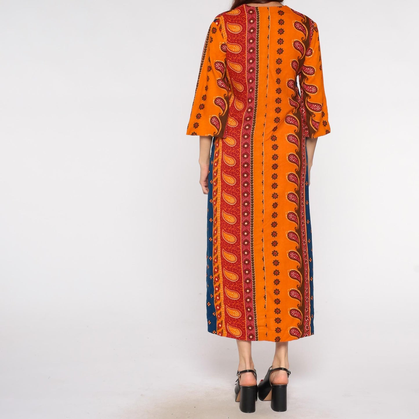 70s Caftan Dress Orange Blue Paisley Indian Print V-Neck Maxi Small