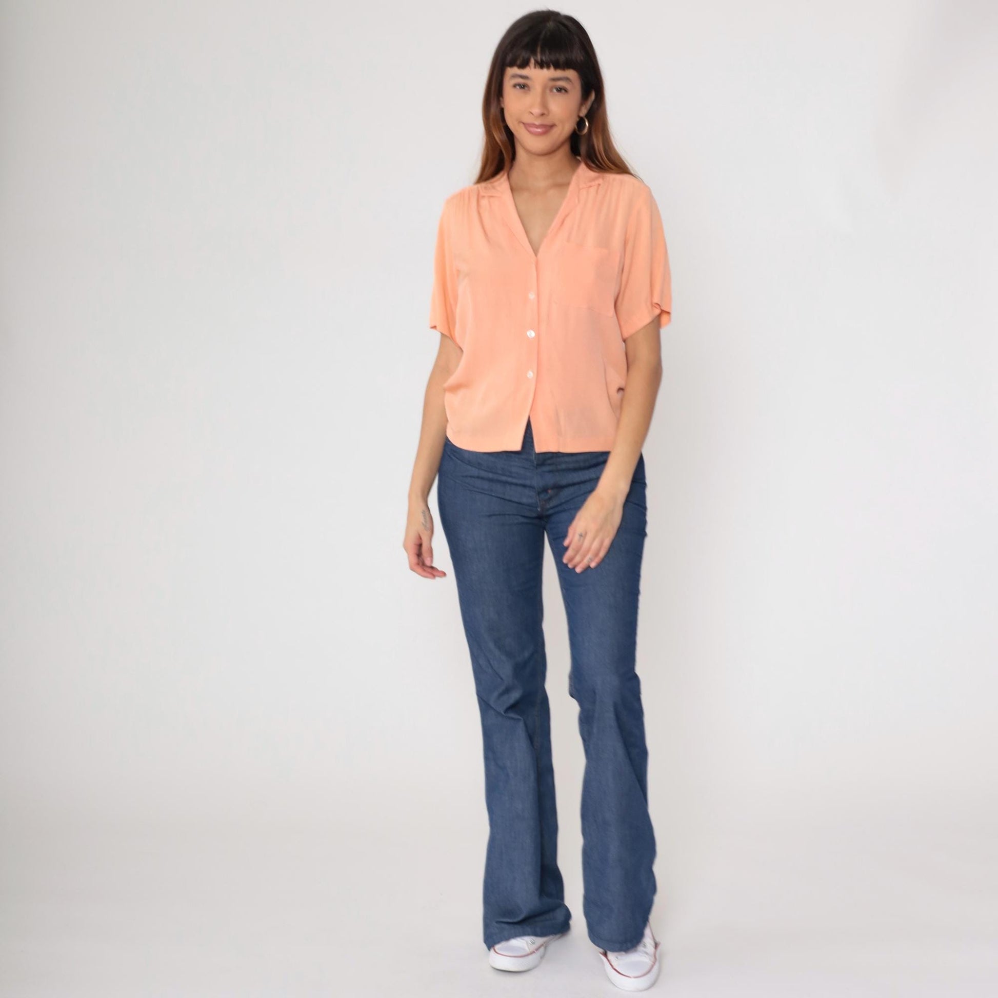 50s Peach Button-Down Blouse Rayon Blend V-Neck Short Sleeve Small