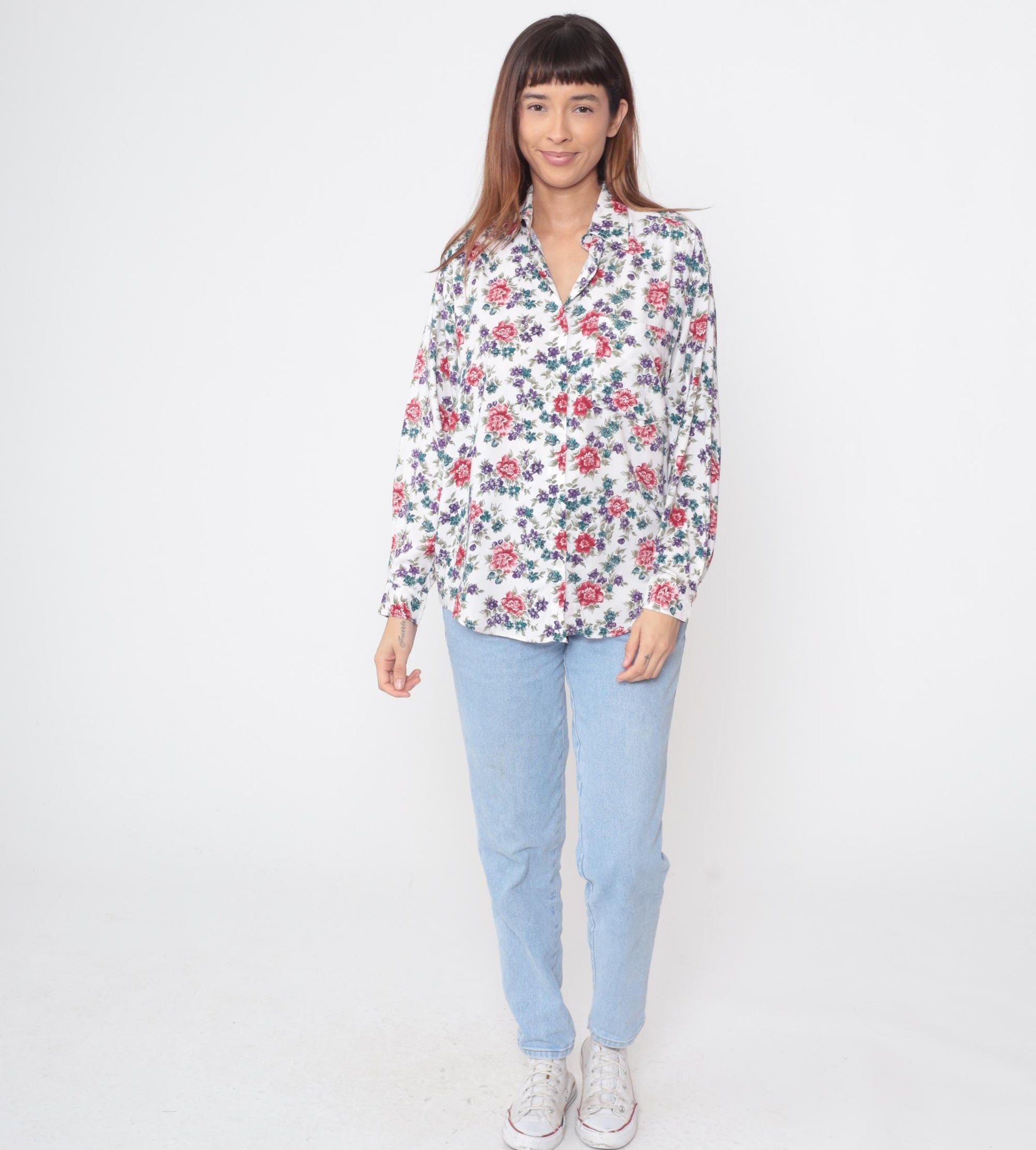 90s Ilio Floral Button-Up Blouse White Rose Print Rayon Medium M