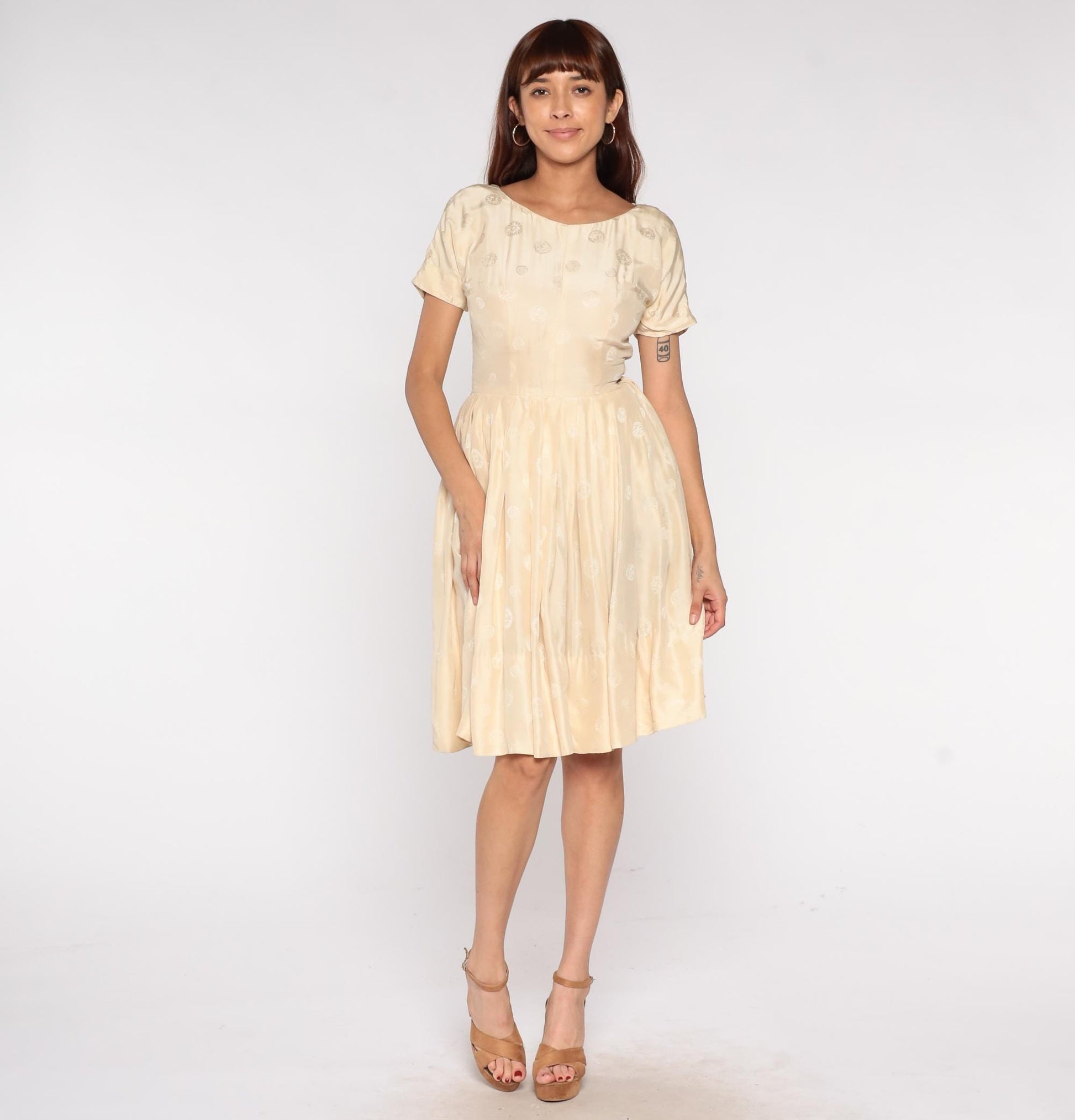 60s Cream Embroidered Floral Dress Short Sleeve Fit Flare Midi Extra Small XS