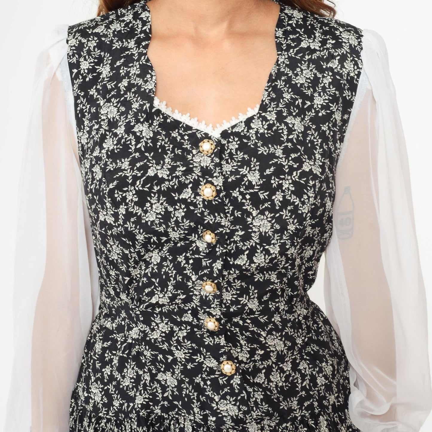 90s Timing Black Floral Dress White Contrast Sleeves Pearl Buttons Knee Length Medium M