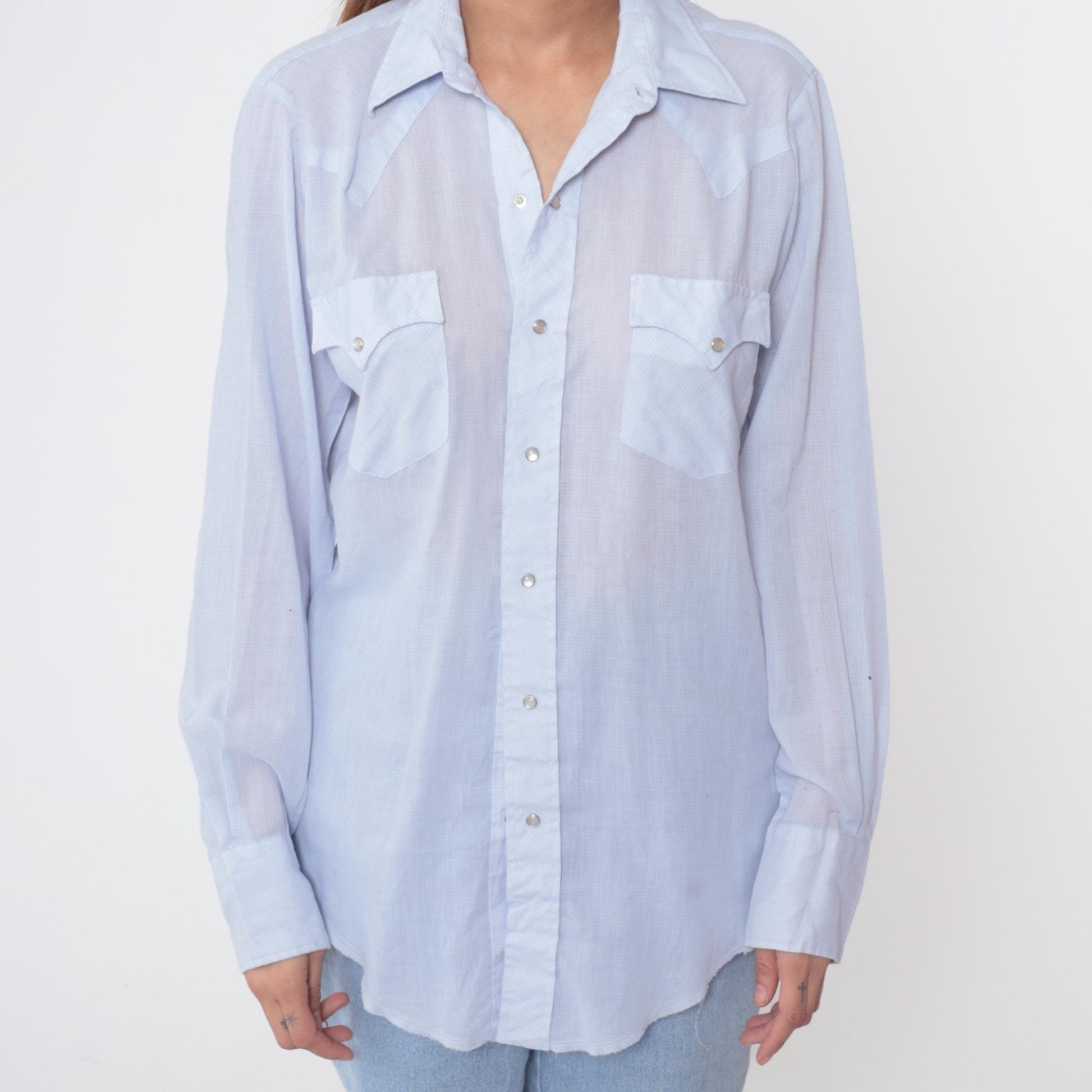 80s Western Fashions Light Blue Chambray Pearl Snap Shirt Medium