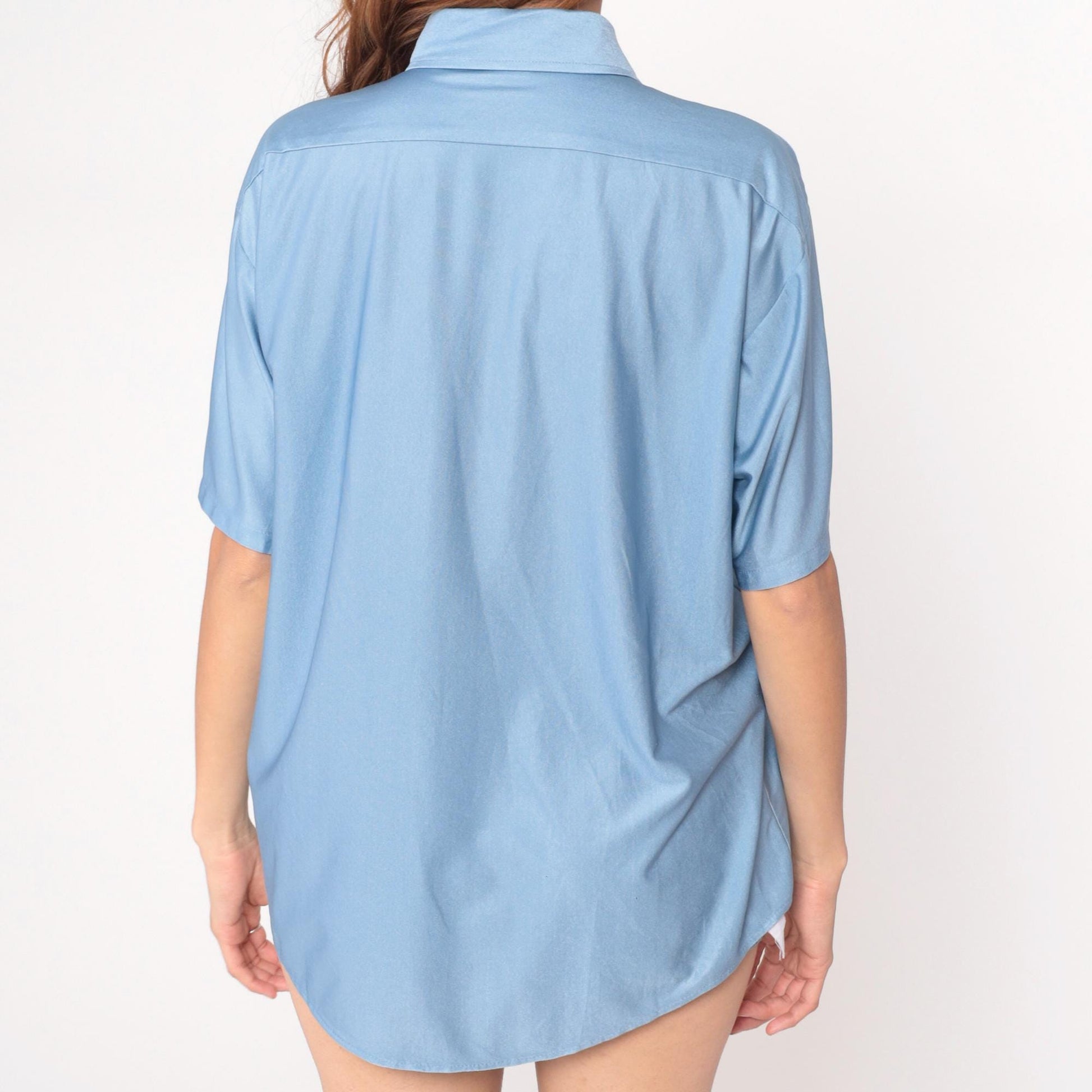 70s Van Heusen Light Blue Button-Front Shirt Short Sleeve Pointed Collar Extra Large