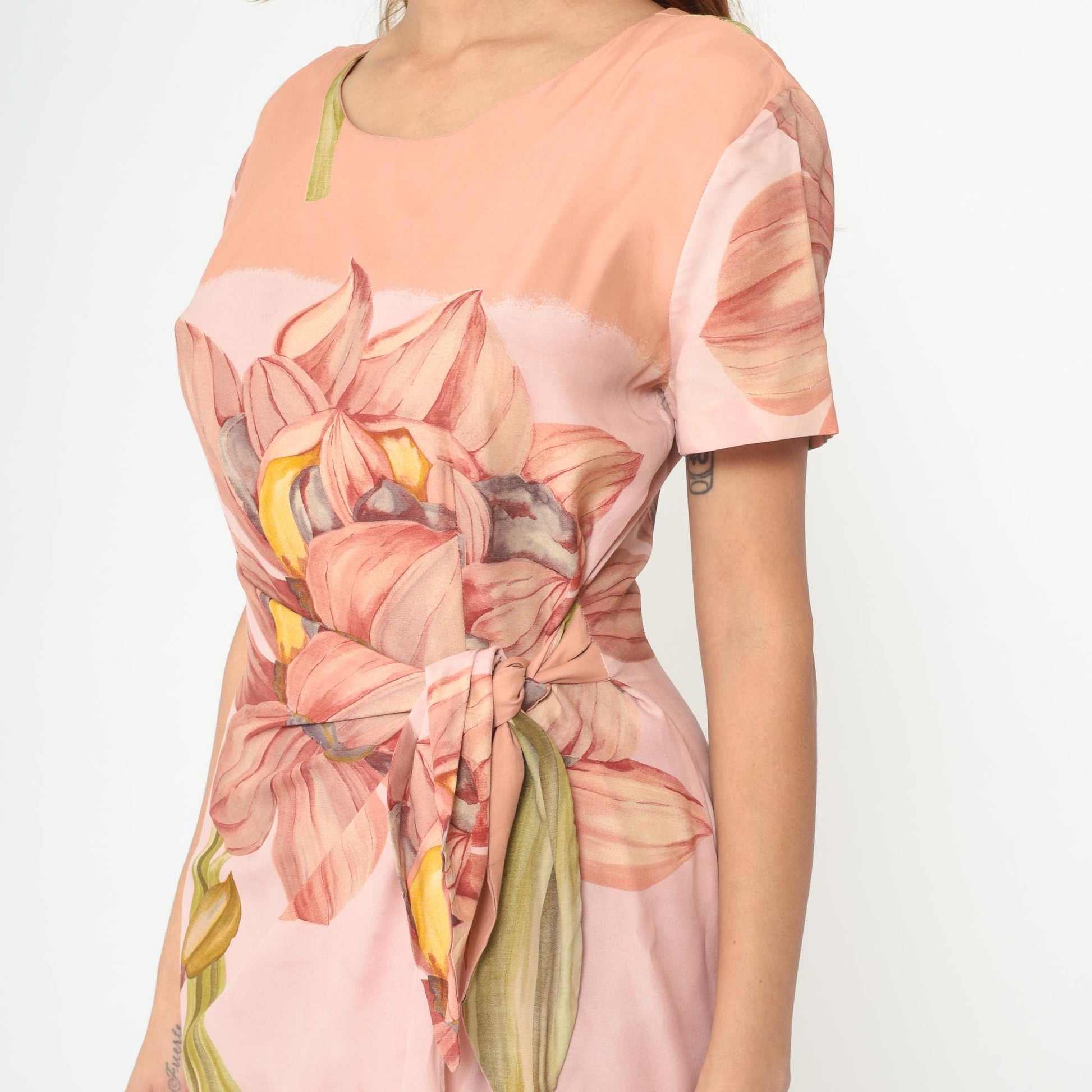 90s KC Spencer Floral Mini Dress Amaryllis Print Wrap Tie Waist Peach Medium