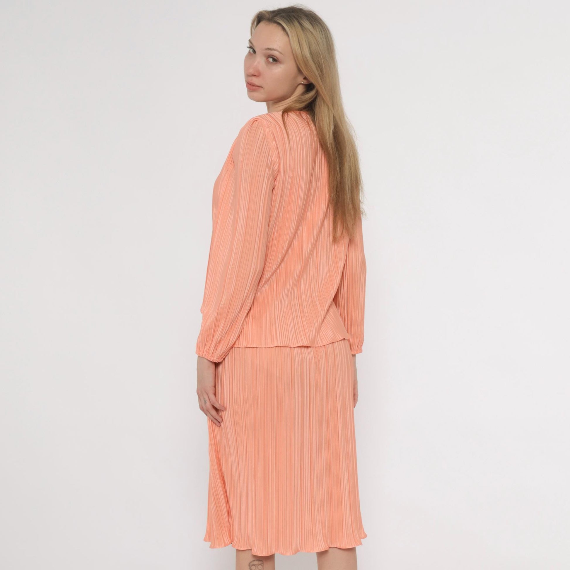 80s Carriage Court Peach Rhinestone Midi Dress Long Sleeve Pleated Large