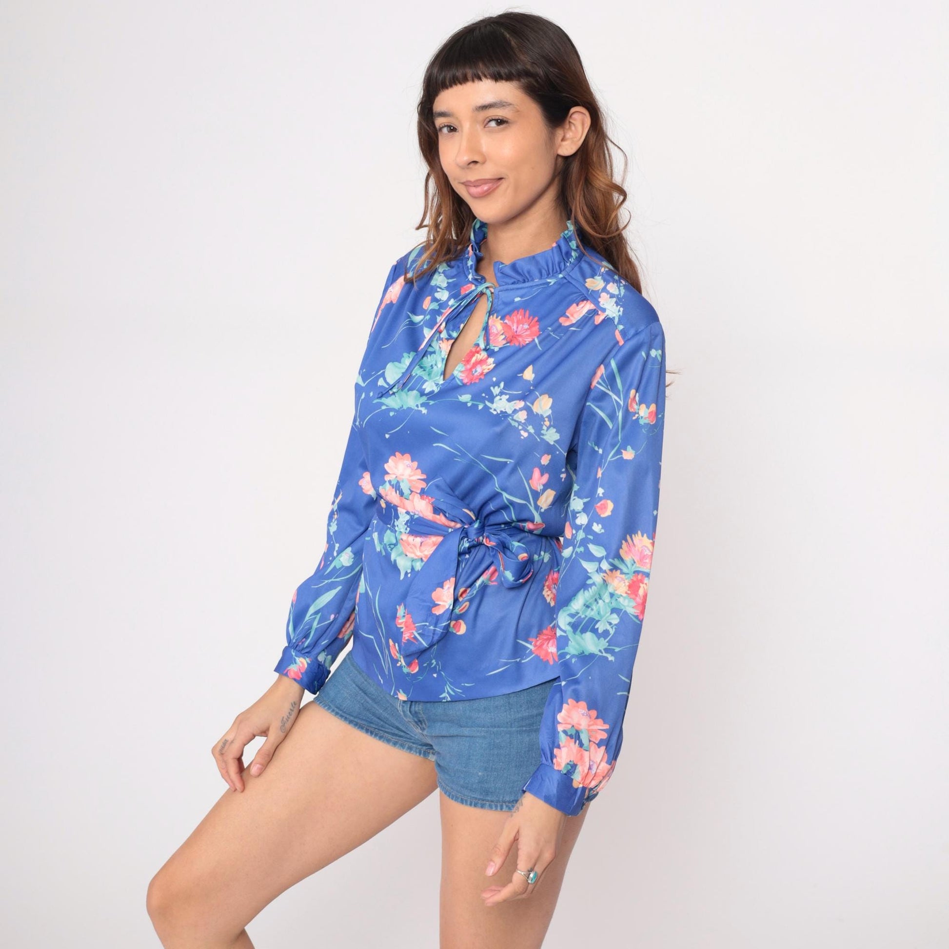 70s Blue Floral Blouse Ruffle Neck Tie Closure Long Sleeve Belted Medium