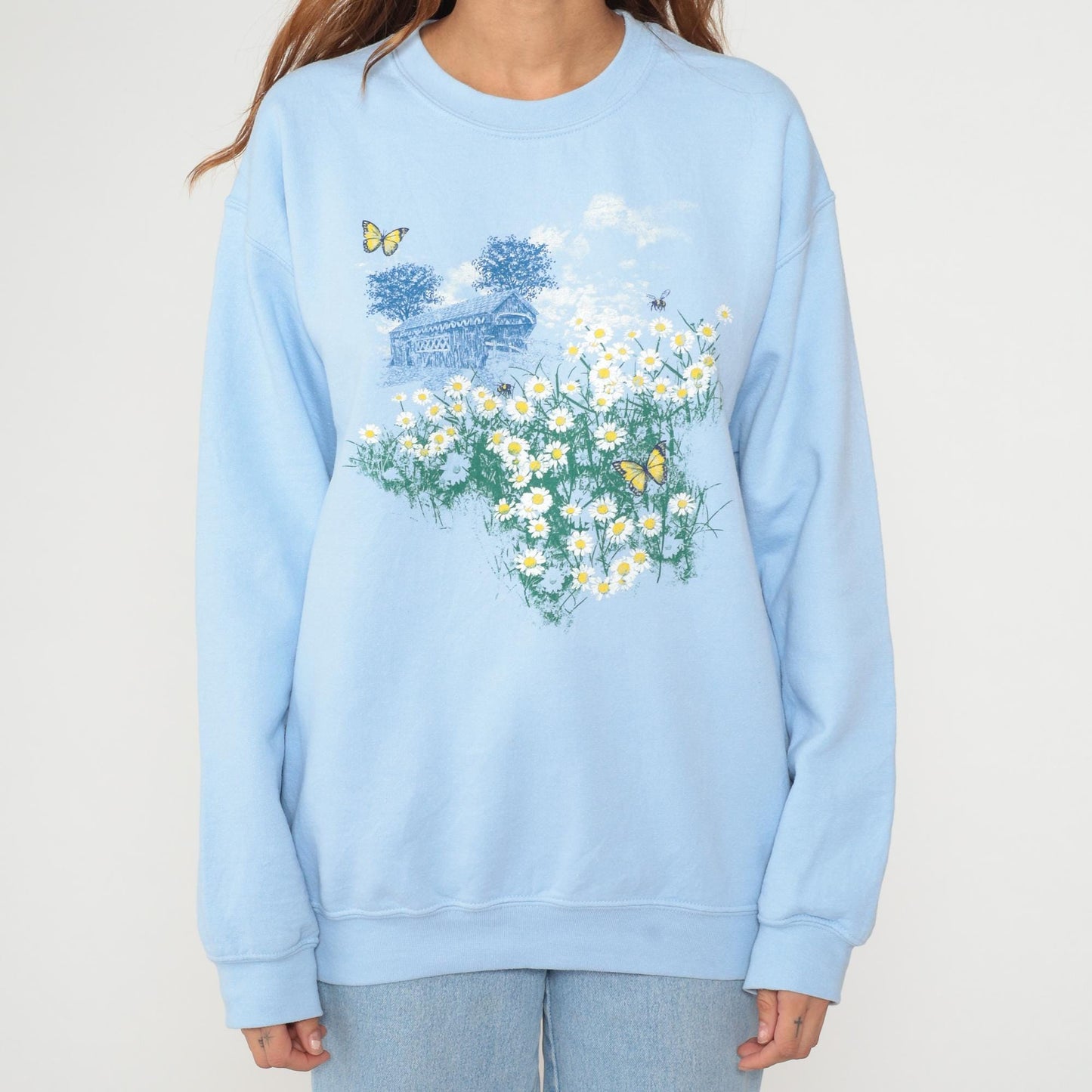 90s Light Blue Floral Sweatshirt Daisy Butterfly Covered Bridge Medium M
