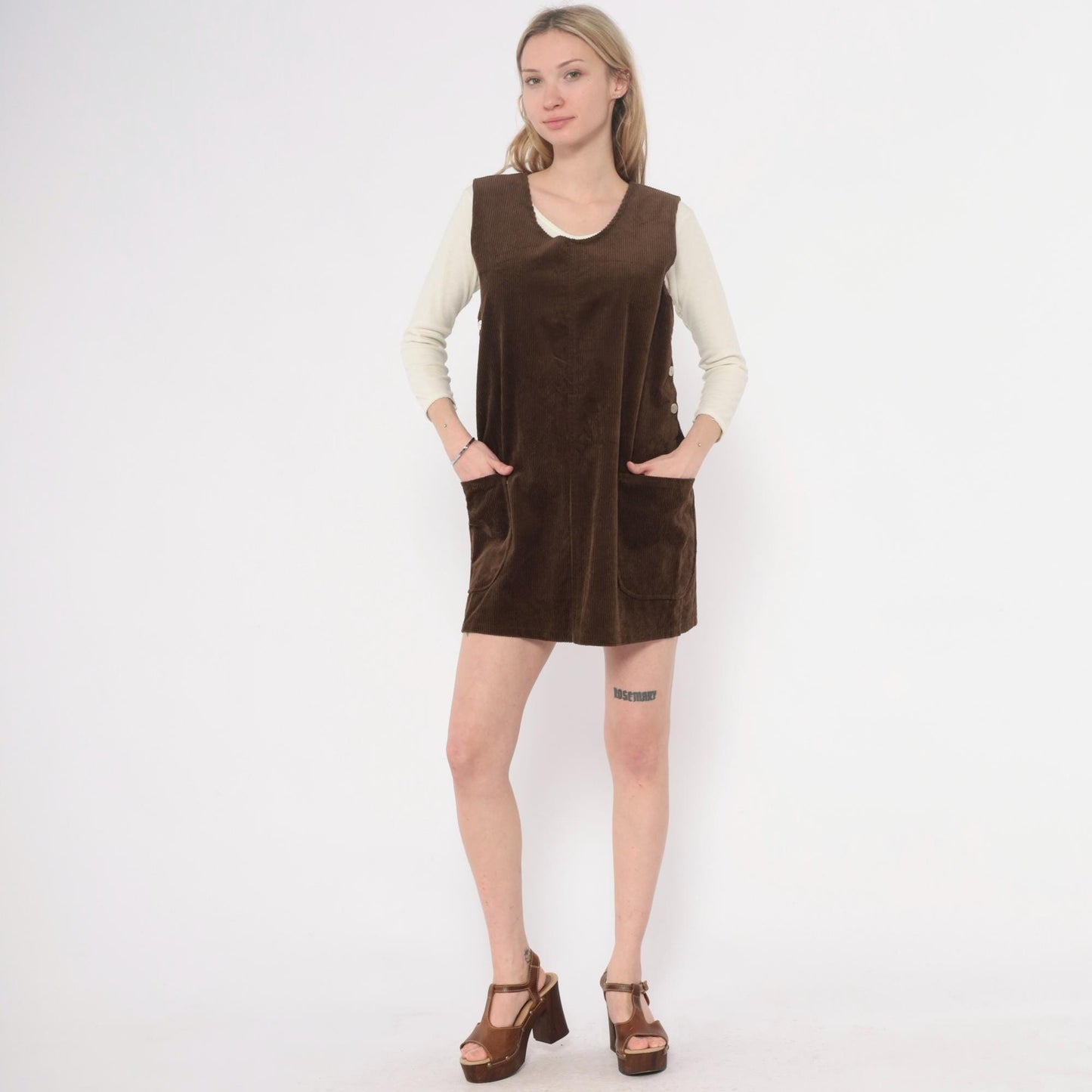 90s Brown Corduroy Jumper Dress Sleeveless V-Neck Shift Pinafore Small