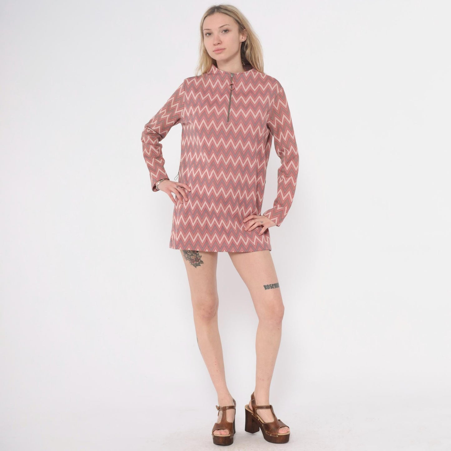 60s Chevron Print Mini Dress Mock Neck Shift Tunic Pink Grey Small S